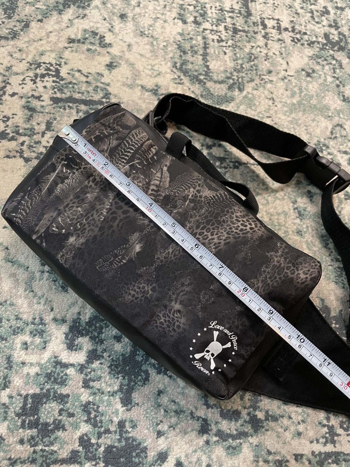 Mastermind Japan × Roen Roen By Hiromu Takahara “Love & Peace” Crossbody Bag Size ONE SIZE - 13 Thumbnail