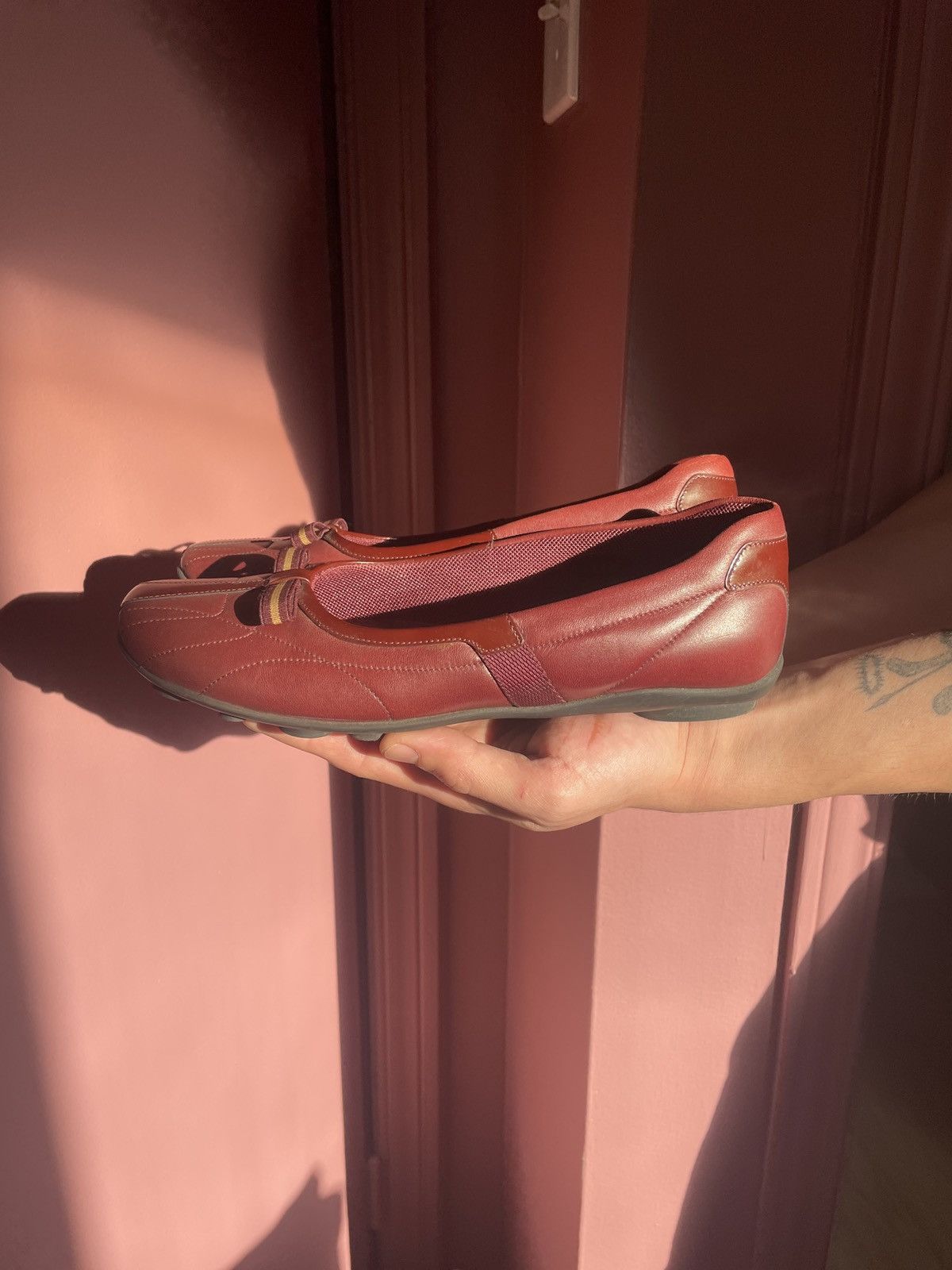Prada PRADA 2000s LEATHER SPORT BALLERINAS Size US 6.5 / IT 36.5 - 2 Thumbnail