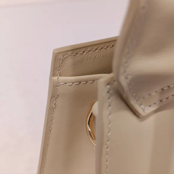 Jacquemus Jacquemus Le Chiquito Moyen Top-Handle Leather Bag - Ivory Size ONE SIZE - 10 Thumbnail