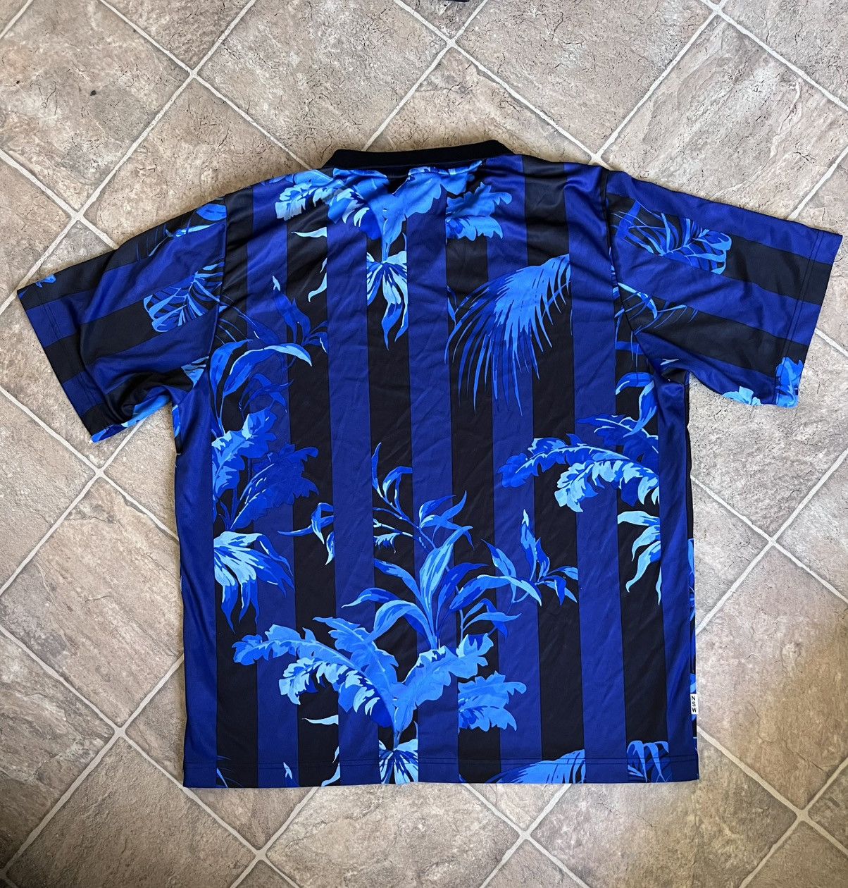 Nike Nike NSW Floral Football Jersey Size US XL / EU 56 / 4 - 2 Thumbnail