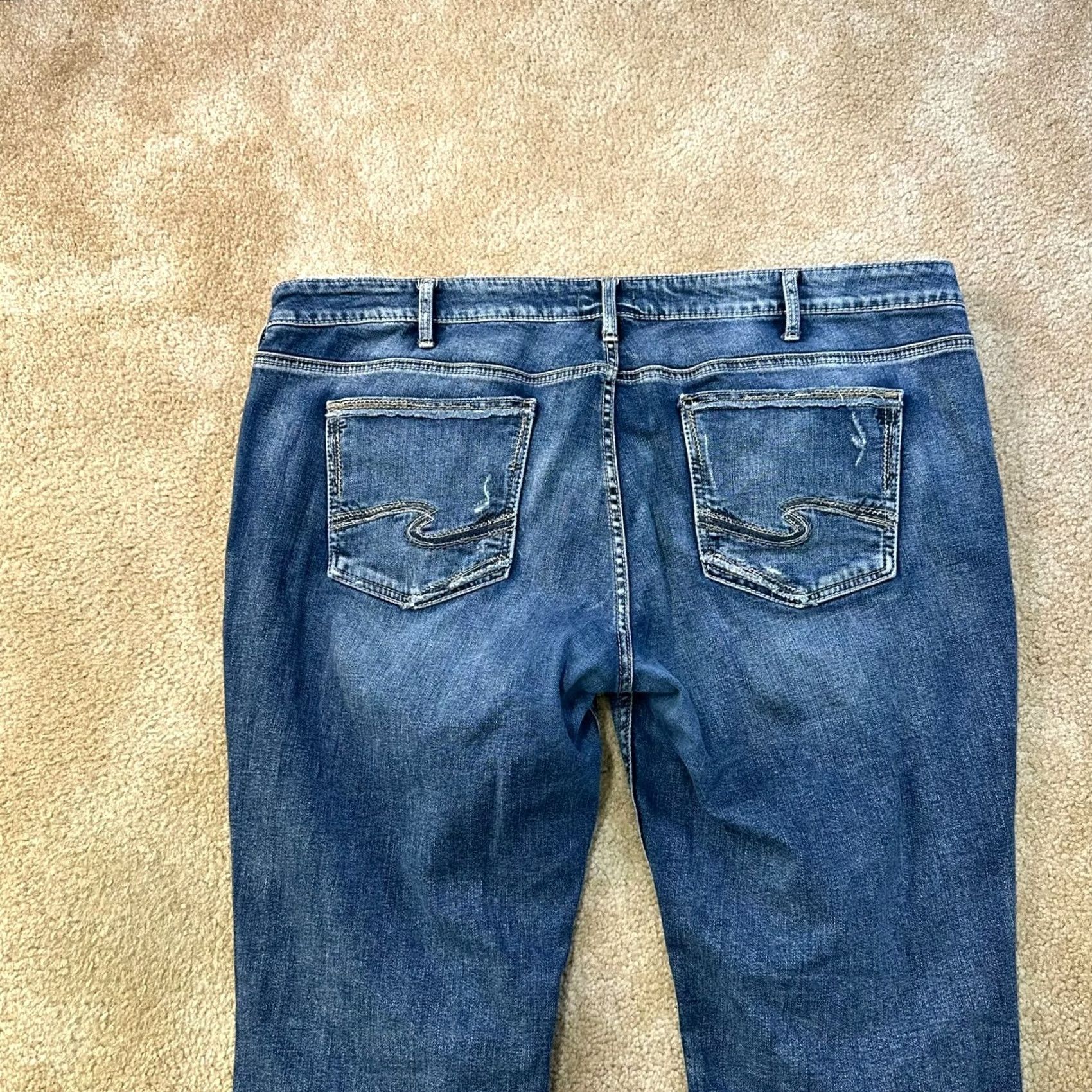 Silver Jeans Co. VINTAGE? No — Silver Jeans Suki Bootcut Jeans Womens 24x33 Blue Denim Stretch 5-Pocket Regular Slim Mid Rise Adult Womens Gold? Size 32" / US 10 / IT 46 - 6 Thumbnail