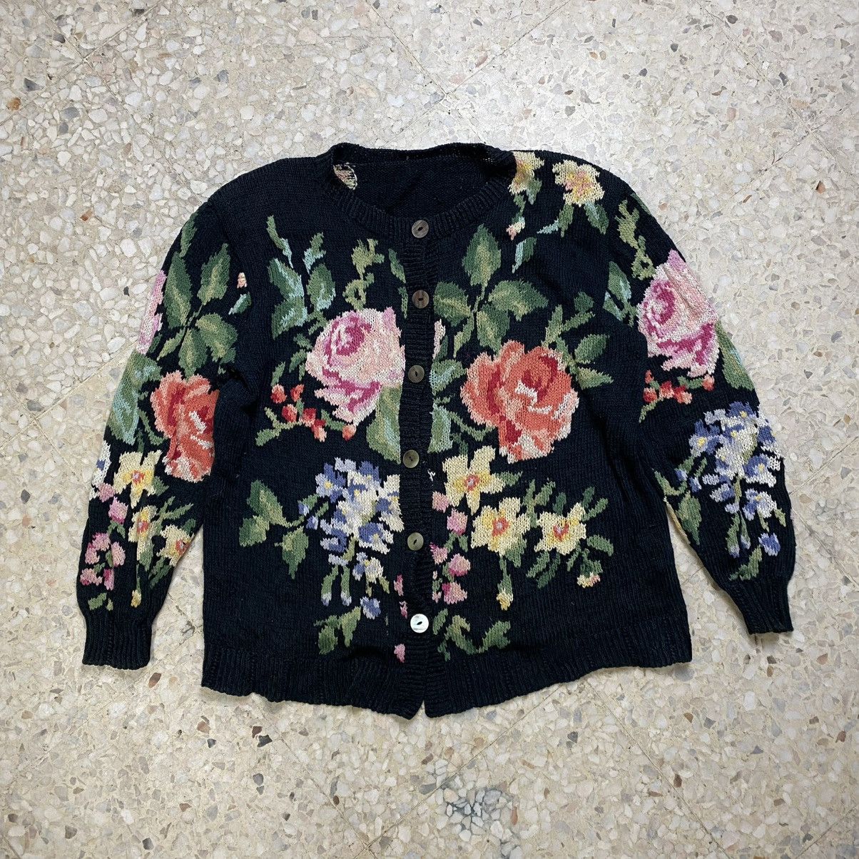 Designer × Japanese Brand Vintage floral knitwear Size L / US 10 / IT 46 - 1 Thumbnail