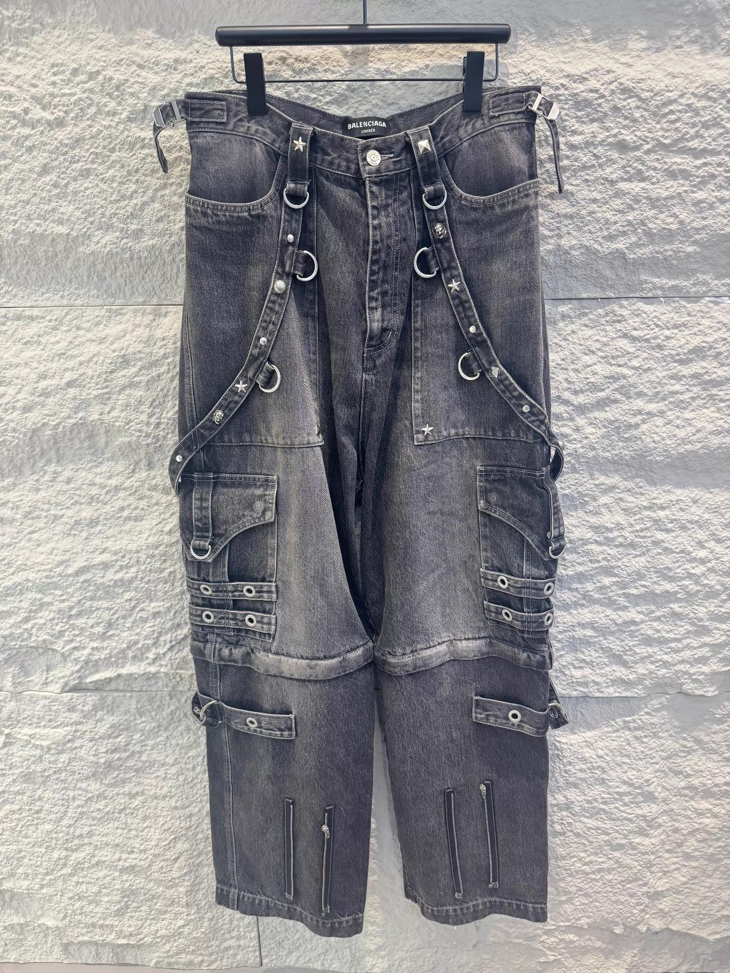 Balenciaga Balenciaga 8 God Pants 30 99 New Size US 30 / EU 46 - 1 Thumbnail