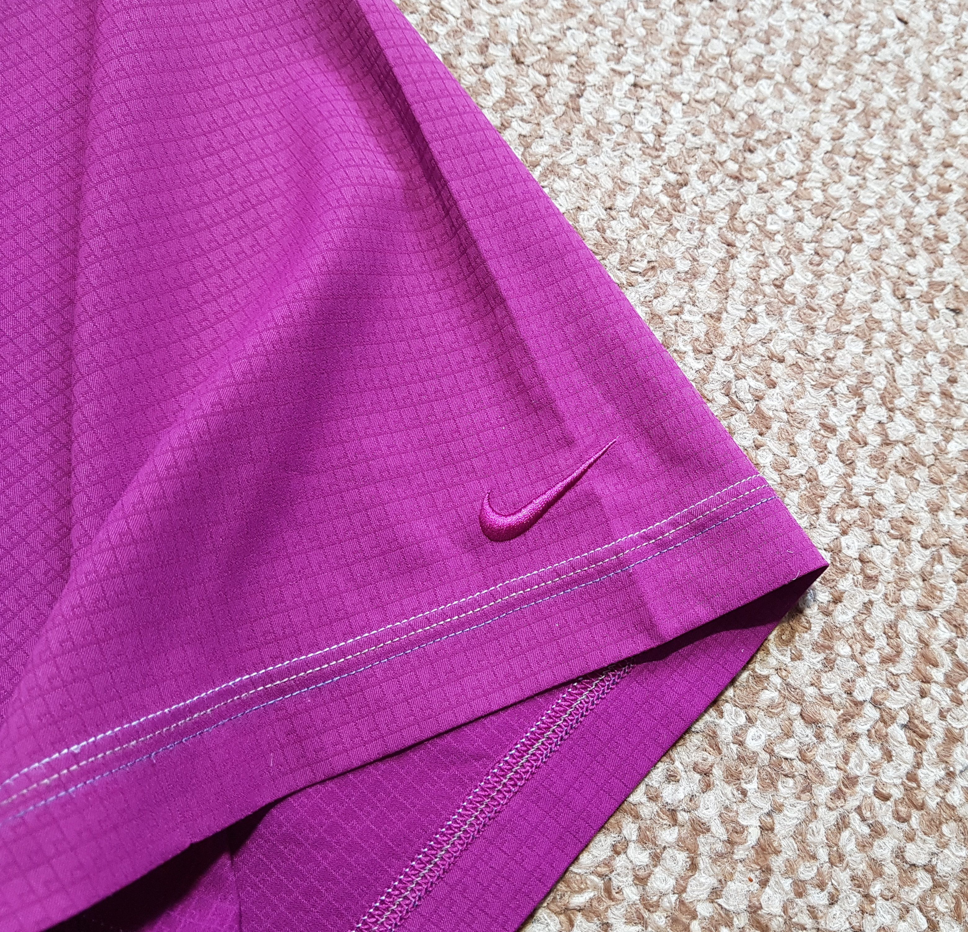 Nike Nike Tiger Woods Collection Vintage Golf Polo Shirt sz L Size US L / EU 52-54 / 3 - 3 Thumbnail