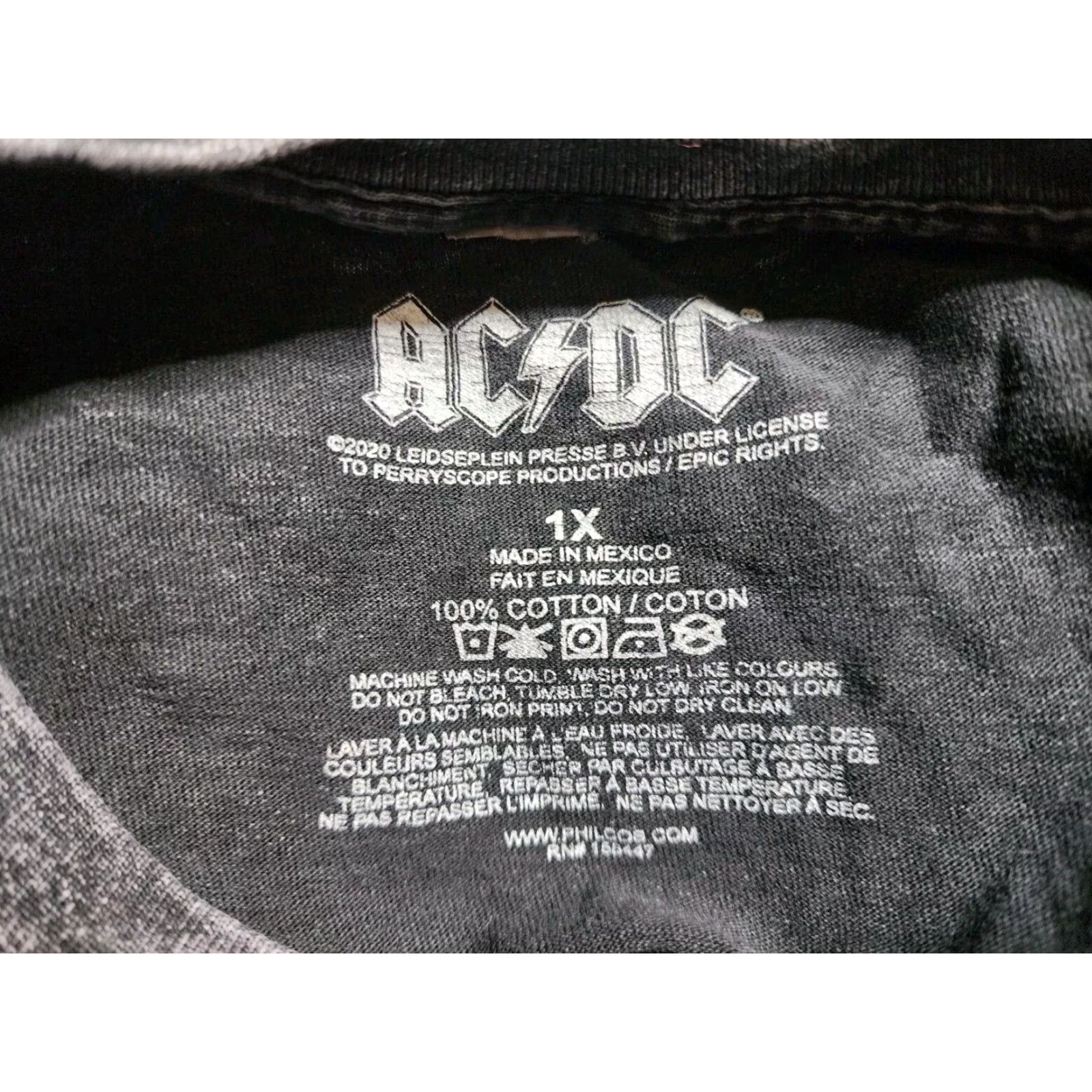 Vintage VINTAGE AC/DC Unisex Graphic T-Shirt Size 1X Crew Neck Flames Acid Wash Rock Band 80s 90s Size US XL / EU 56 / 4 - 5 Thumbnail