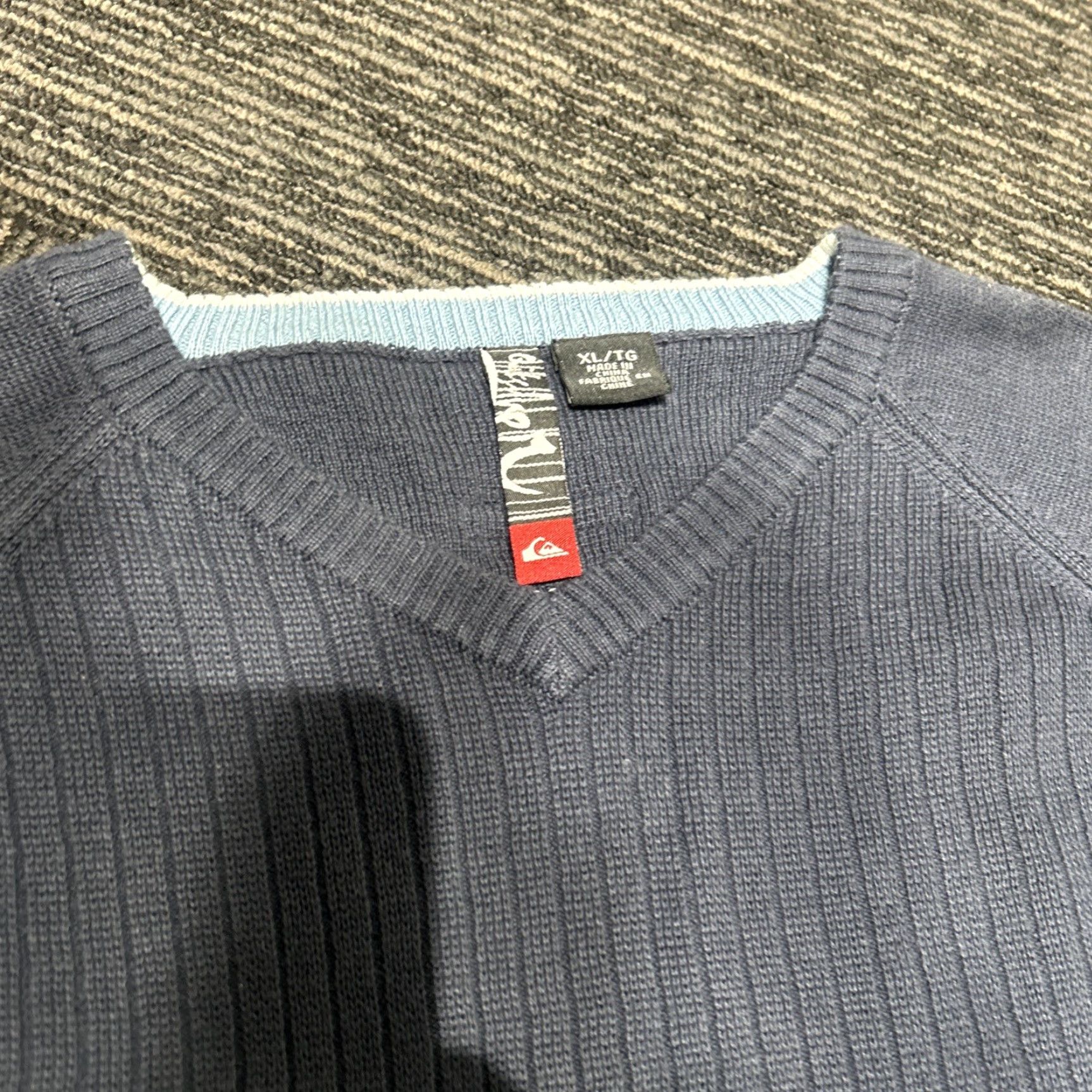 Quiksilver Quiksilver V-Neck Pullover Sweater Mens XL Blue Brand New With Tags Size US XL / EU 56 / 4 - 3 Thumbnail