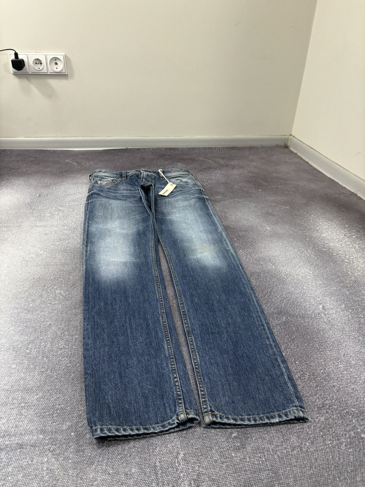 Diesel Diesel Krayver NWT Regular Slim Carrot Blue Denim Jeans Size US 28 / EU 44 - 3 Thumbnail
