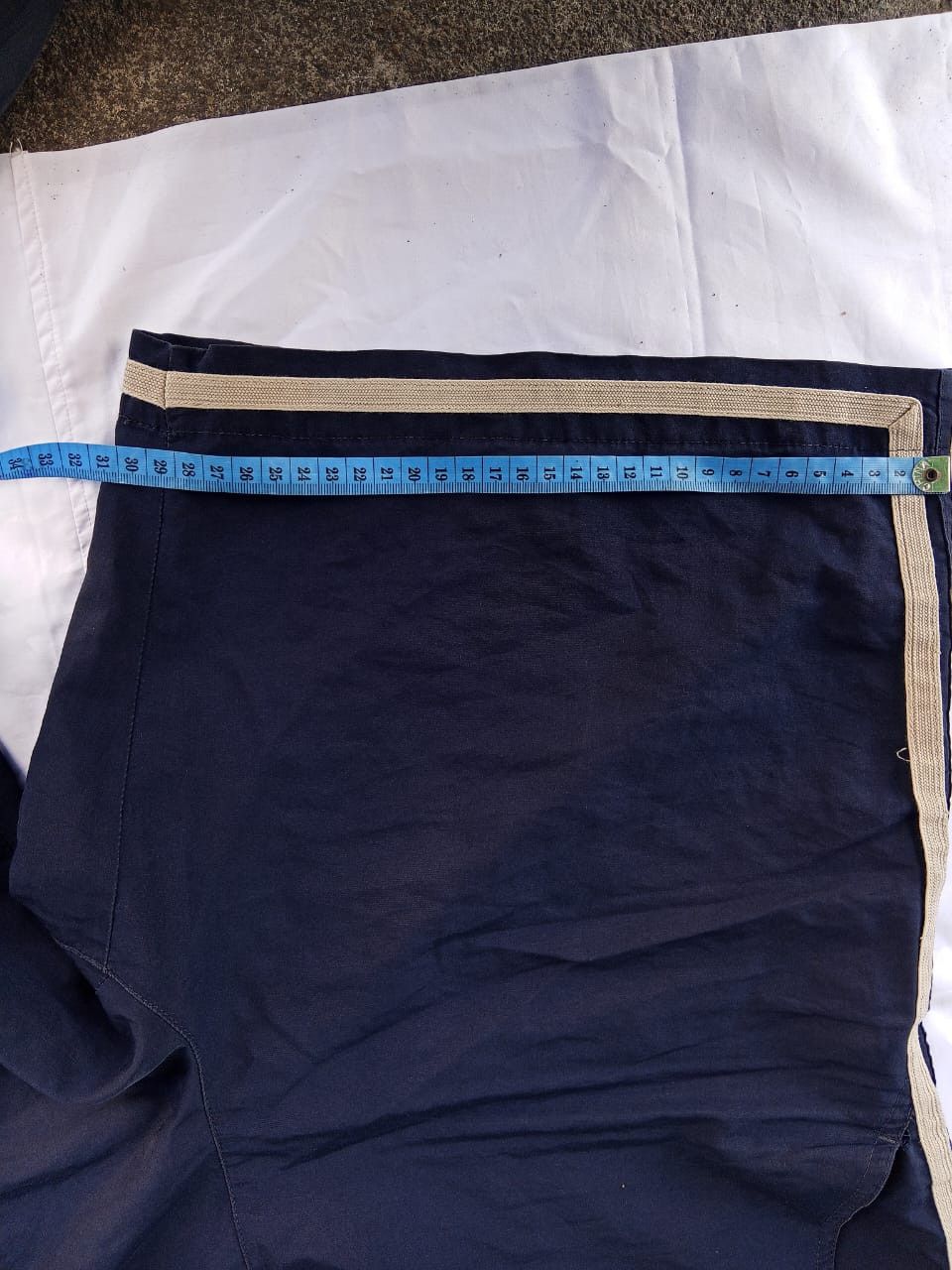 Reebok Celana pendek/short pants/rileks pants reebok original Size US 33 - 5 Thumbnail