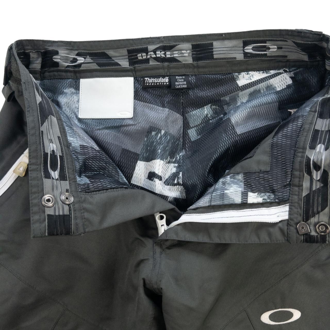 Oakley Vintage Oakley Snowboarding Trousers Size S Size US 30 / EU 46 - 4 Thumbnail