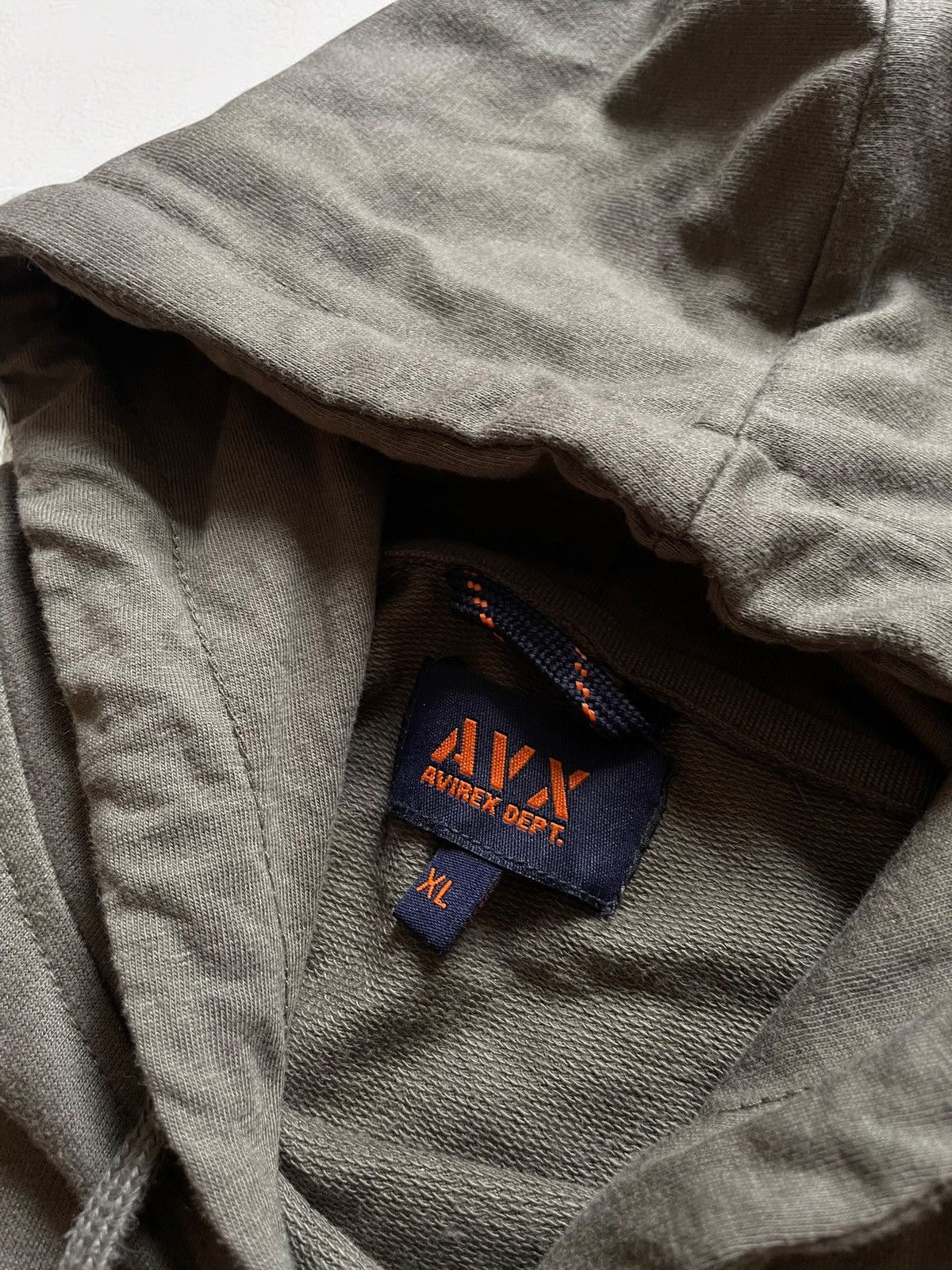 Avirex × Designer OFFER!🫵🏻 AVIREX VINTAGE MILITARY HOODIE BROWN TACTICAL ALPHA Size US L / EU 52-54 / 3 - 5 Thumbnail
