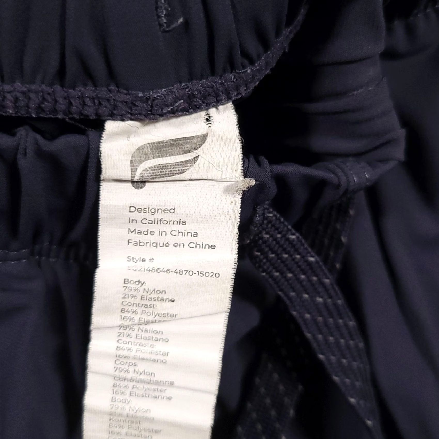 Fabletics Fabletics Shorts Women's Small Navy Blue Quick Dry Athletic Stretch Pockets Zip Pocket Size 28" / US 6 / IT 42 - 7 Thumbnail