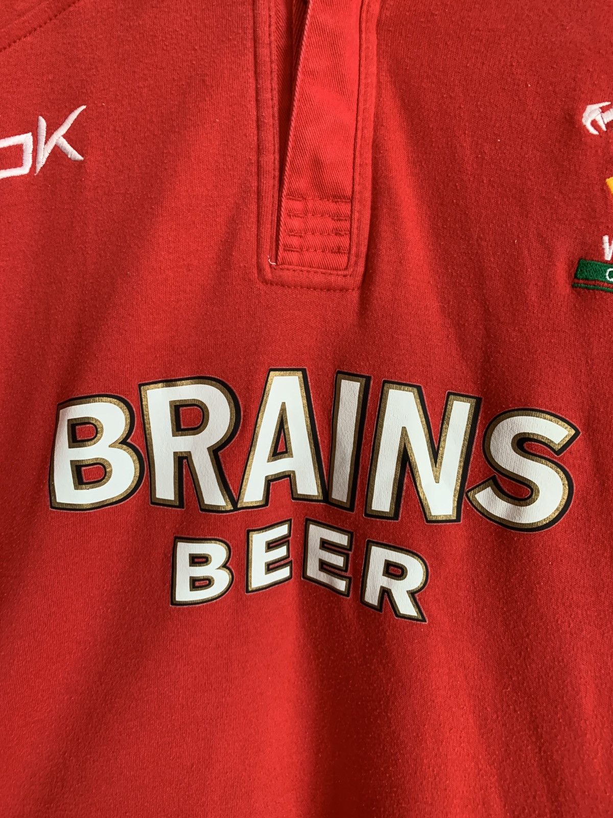 Reebok Wales 2005 Home Rugby Union Shirt Reebok Retro Jersey Sz XL Size US XL / EU 56 / 4 - 5 Thumbnail