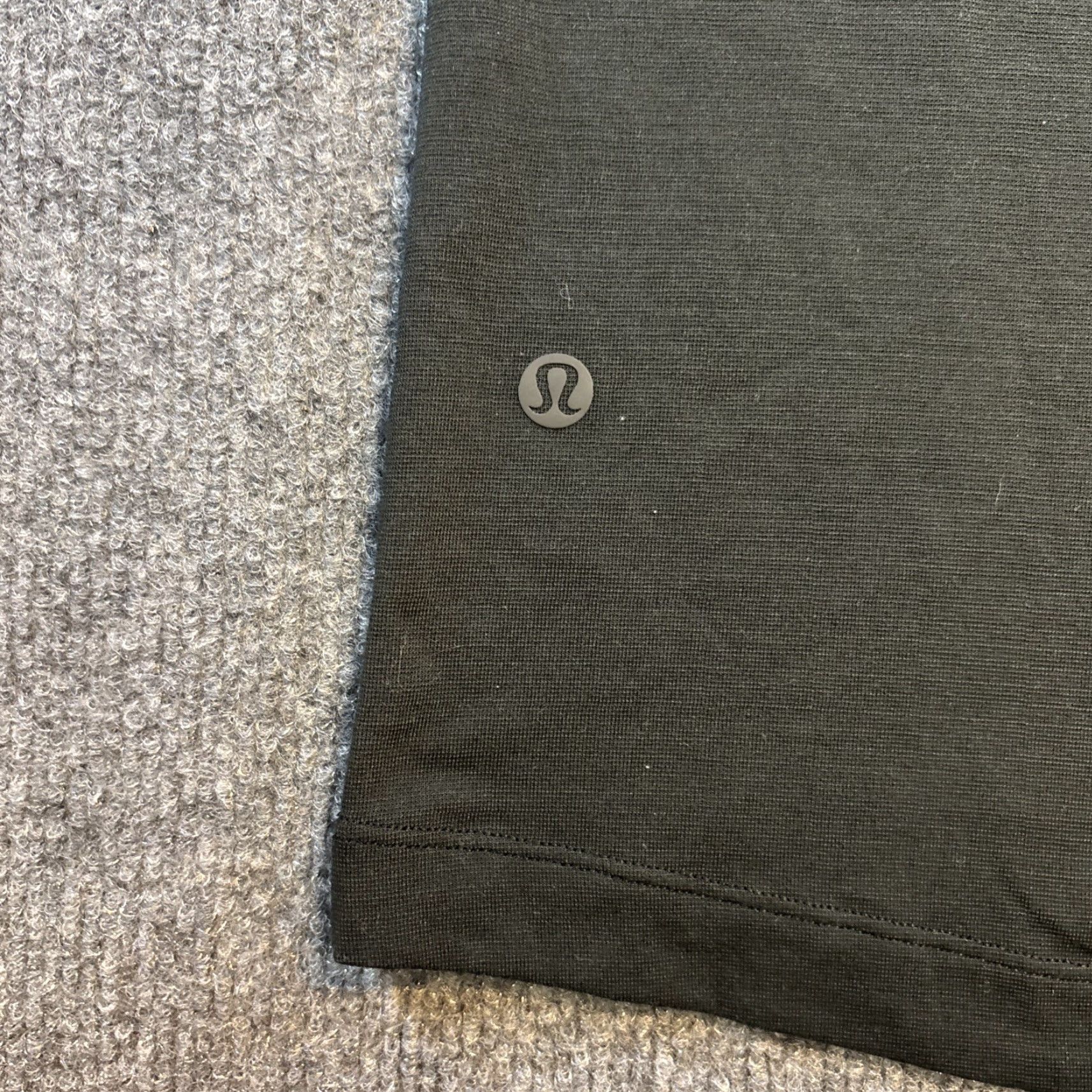 Lululemon Lululemon Evolution Polo Shirt XL Black Solid Short Sleeve Polo Shirt Mens Regular Breathable Stretch Logo Modern Vintage: No (but not include) Size US XL / EU 56 / 4 - 5 Thumbnail