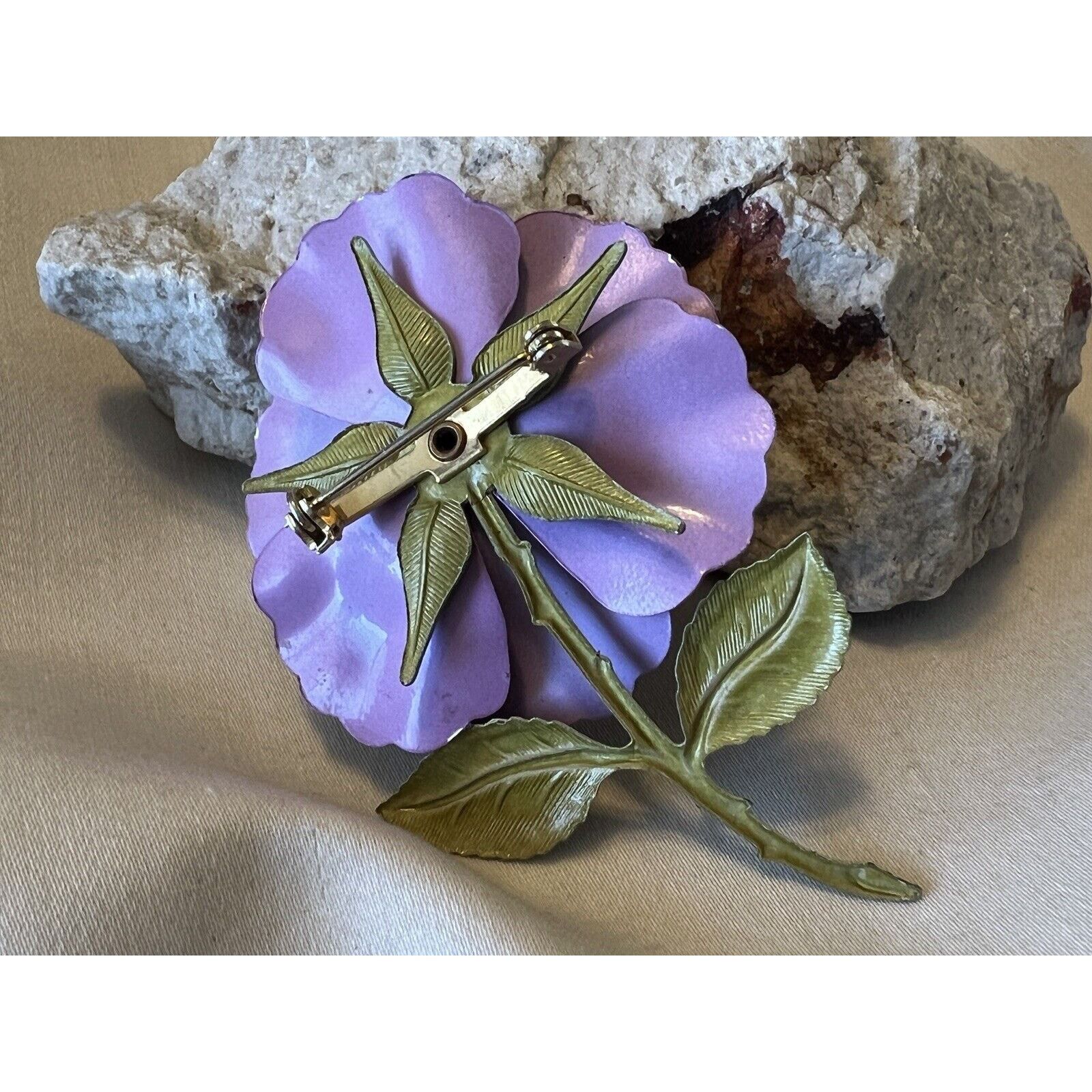 Other Vintage Purple Rose Metal & Enamel Painted Pin/ Brooch EUC Size ONE SIZE - 3 Thumbnail