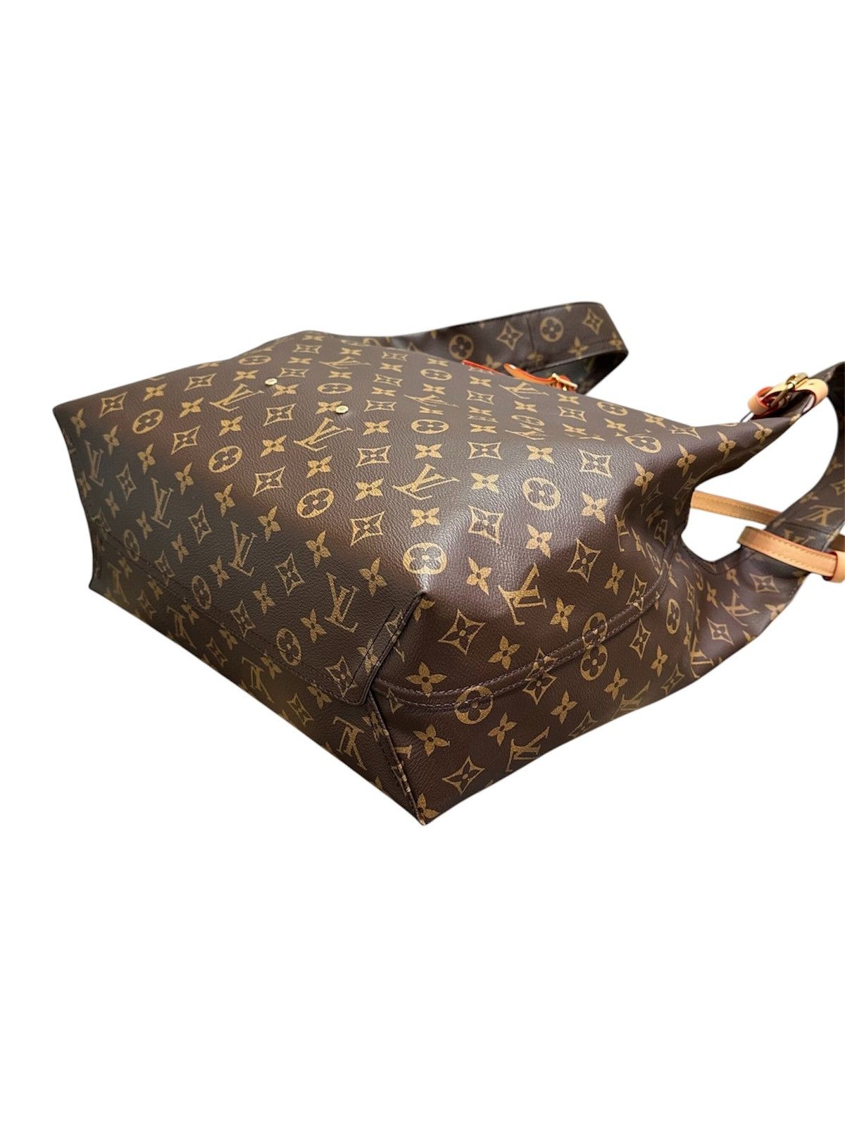Louis Vuitton Louis Vuitton Atlantis GM Brown Monogram HandBag Size ONE SIZE - 4 Thumbnail