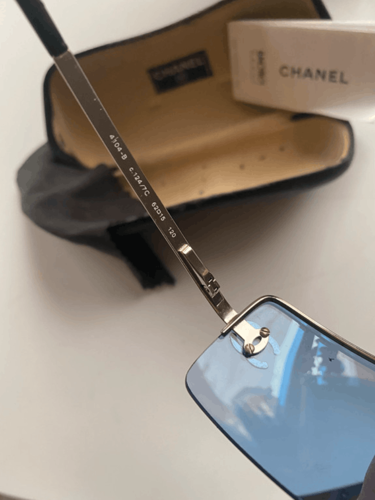 Chanel × Vintage CHANEL SUNGLASSES 4104 LOGO ICONIC 4017 Mask RI967 Size ONE SIZE - 6 Thumbnail
