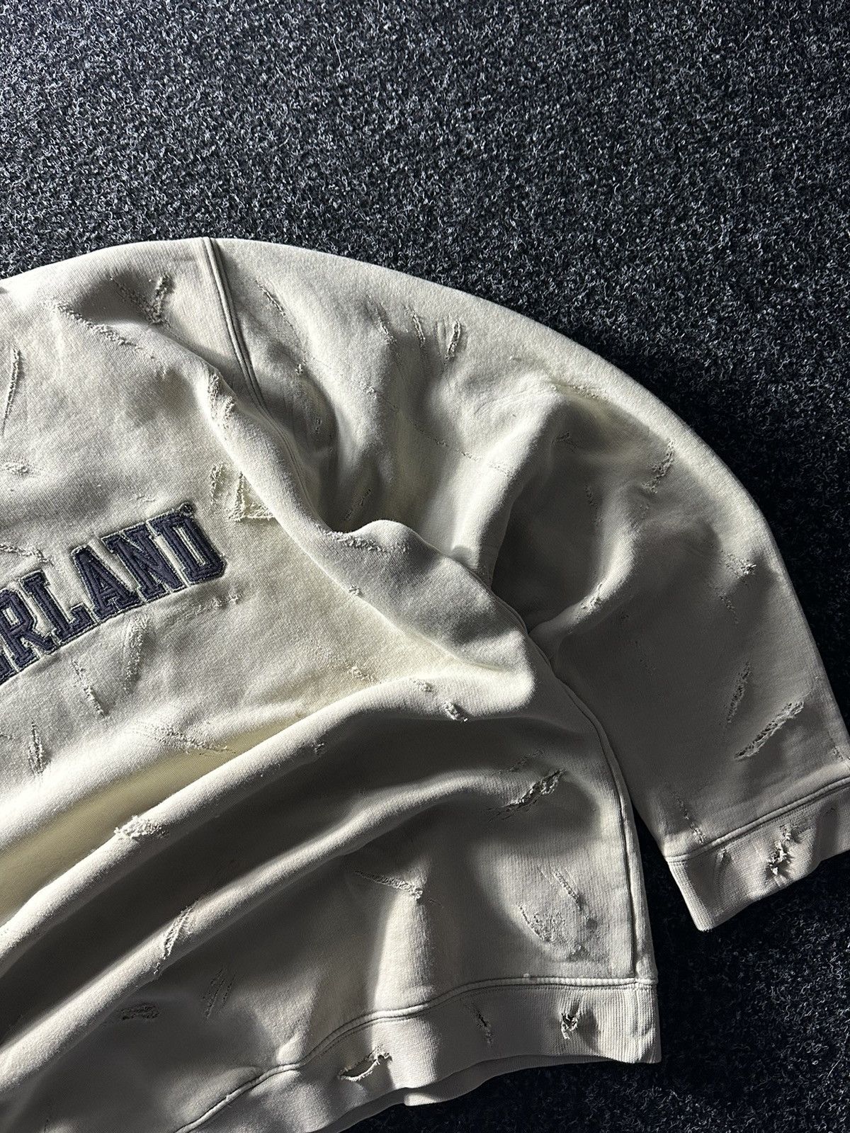 Timberland × Vintage 🚨 VINTAGE TIMBERLAND DISTRESSED SWEATSHIRT BIG LOGO Y2K RARE Size US M / EU 48-50 / 2 - 3 Thumbnail