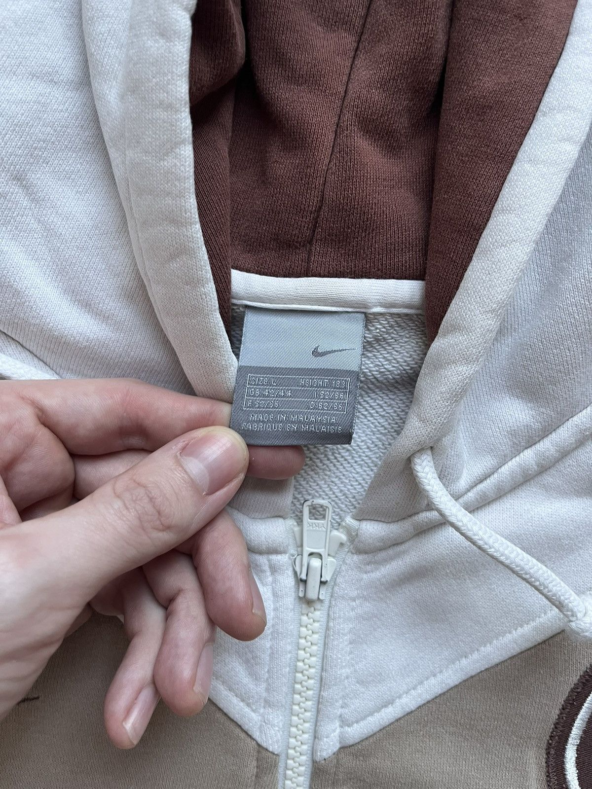 Nike 00s Nike Big Logo Boxy Oversized Zip Hoodie Swoosh Retro Y2k Size US L / EU 52-54 / 3 - 7 Thumbnail