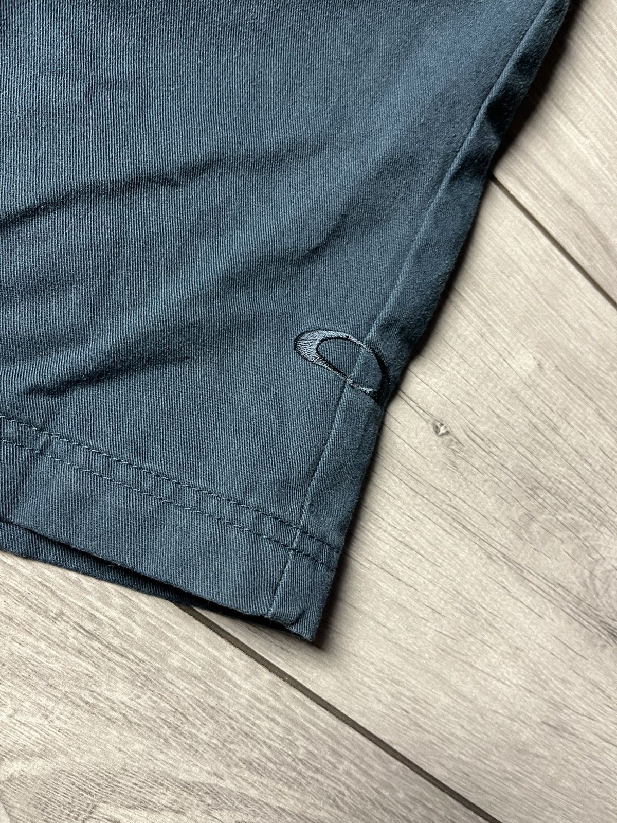 Oakley Oakley bermuda shorts logo size 32 Size US 32 / EU 48 - 2 Thumbnail
