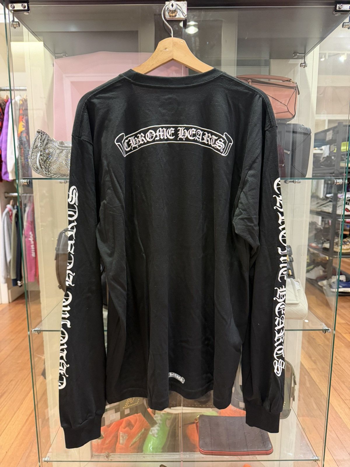 Chrome Hearts Chrome Hearts Scroll Logo LS Shirt Size US XL / EU 56 / 4 - 2 Thumbnail