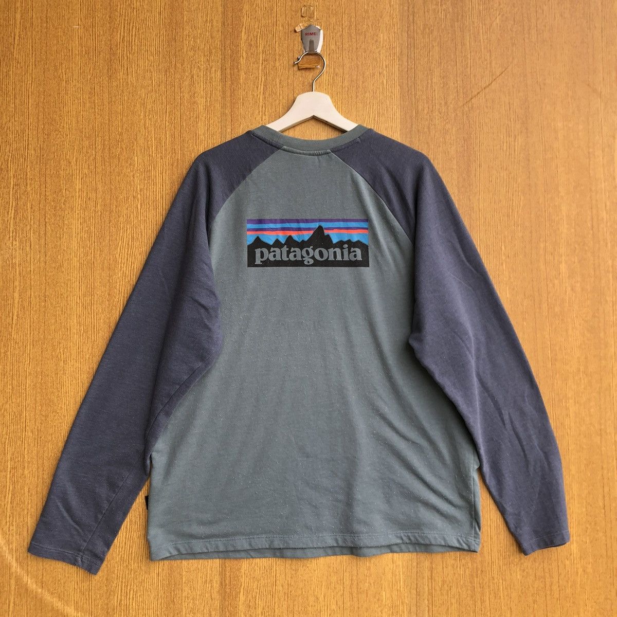 Patagonia Vintage Patagonia Long Sleeve T-shirt Big Logo Size US XXL / EU 58 / 5 - 1 Thumbnail