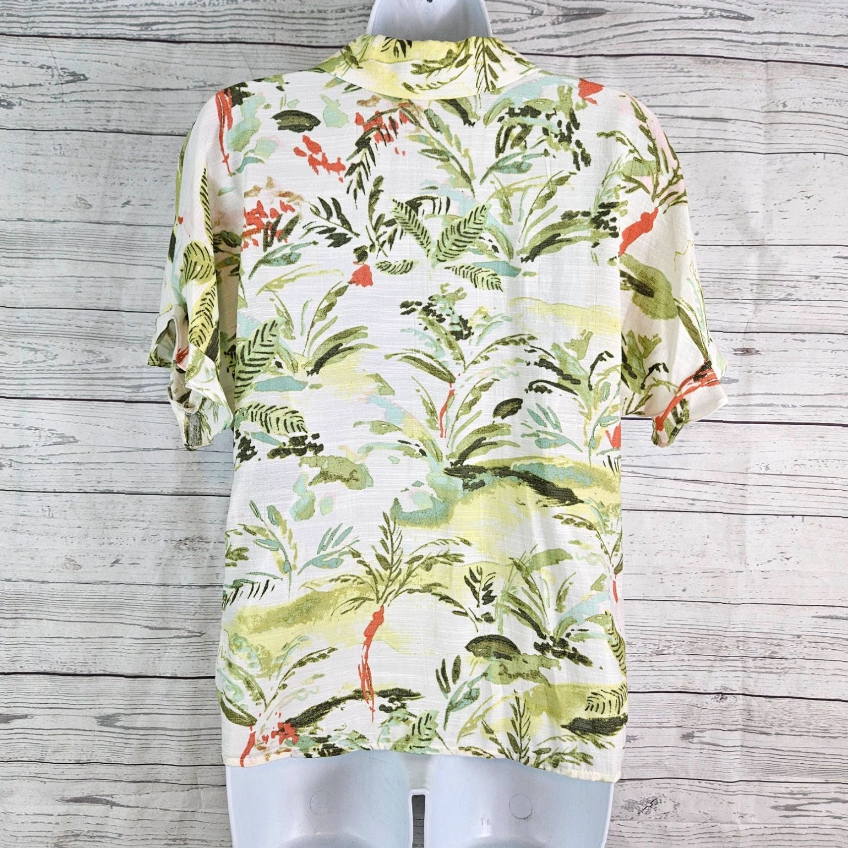 Vintage LC Lauren Conrad Womens Button-Up Top Sz Medium Green Pink Short Sleeve Shirt Ladies M Green Pink Short Sleeve Button-Up Shirt Size M / US 6-8 / IT 42-44 - 3 Thumbnail