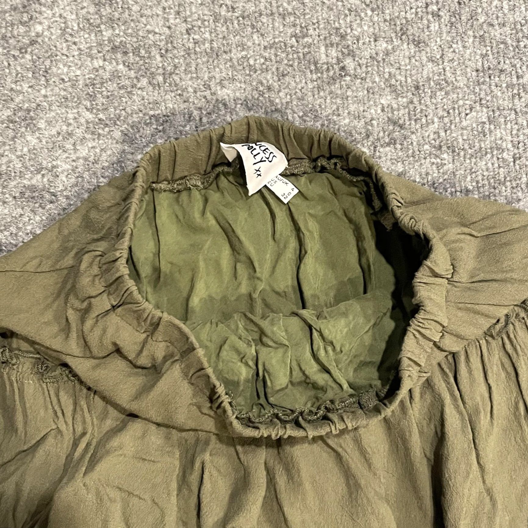 PRINCESS POLLY Princess Polly Tiered Ruffle Mini Skirt Womens 0 XS Olive Green Elastic Waist Size 25" / US 0 / IT 36 - 3 Thumbnail