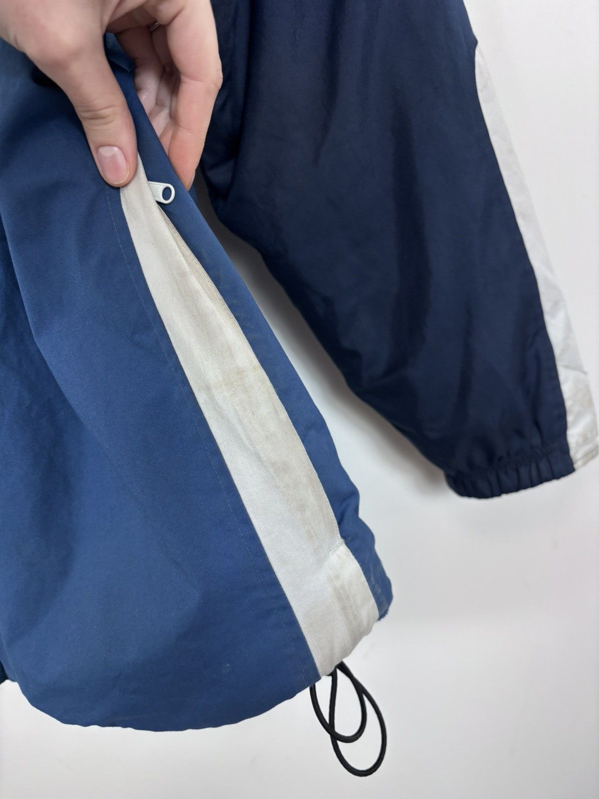 Nike Vintage 2000s Nike Y2K Blue Swoosh Oversized Puffer Jacket Size US L / EU 52-54 / 3 - 7 Thumbnail