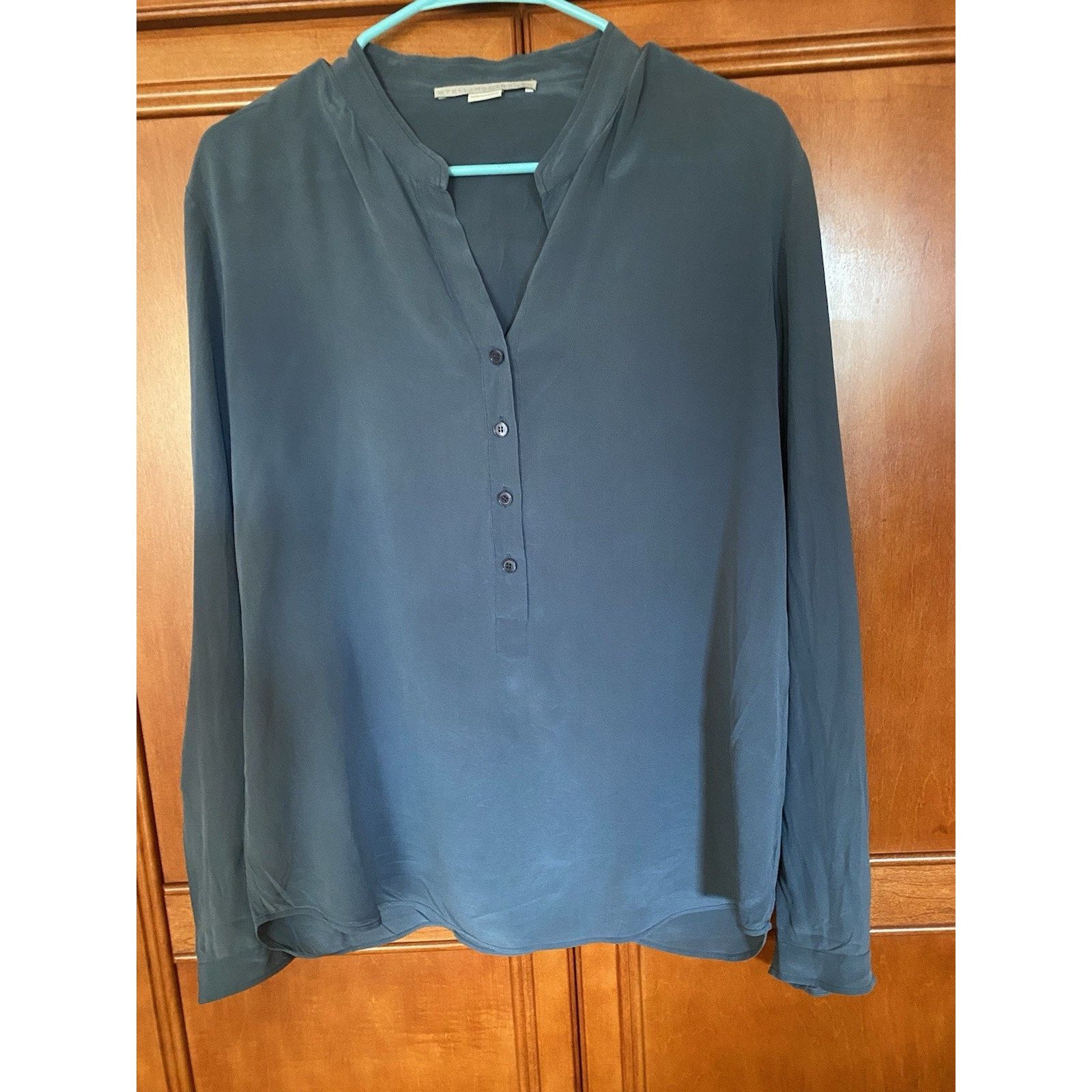 Stella McCartney Stella McCartney long sleeve silk blue blouse sz 42/med Size M / US 6-8 / IT 42-44 - 1 Thumbnail