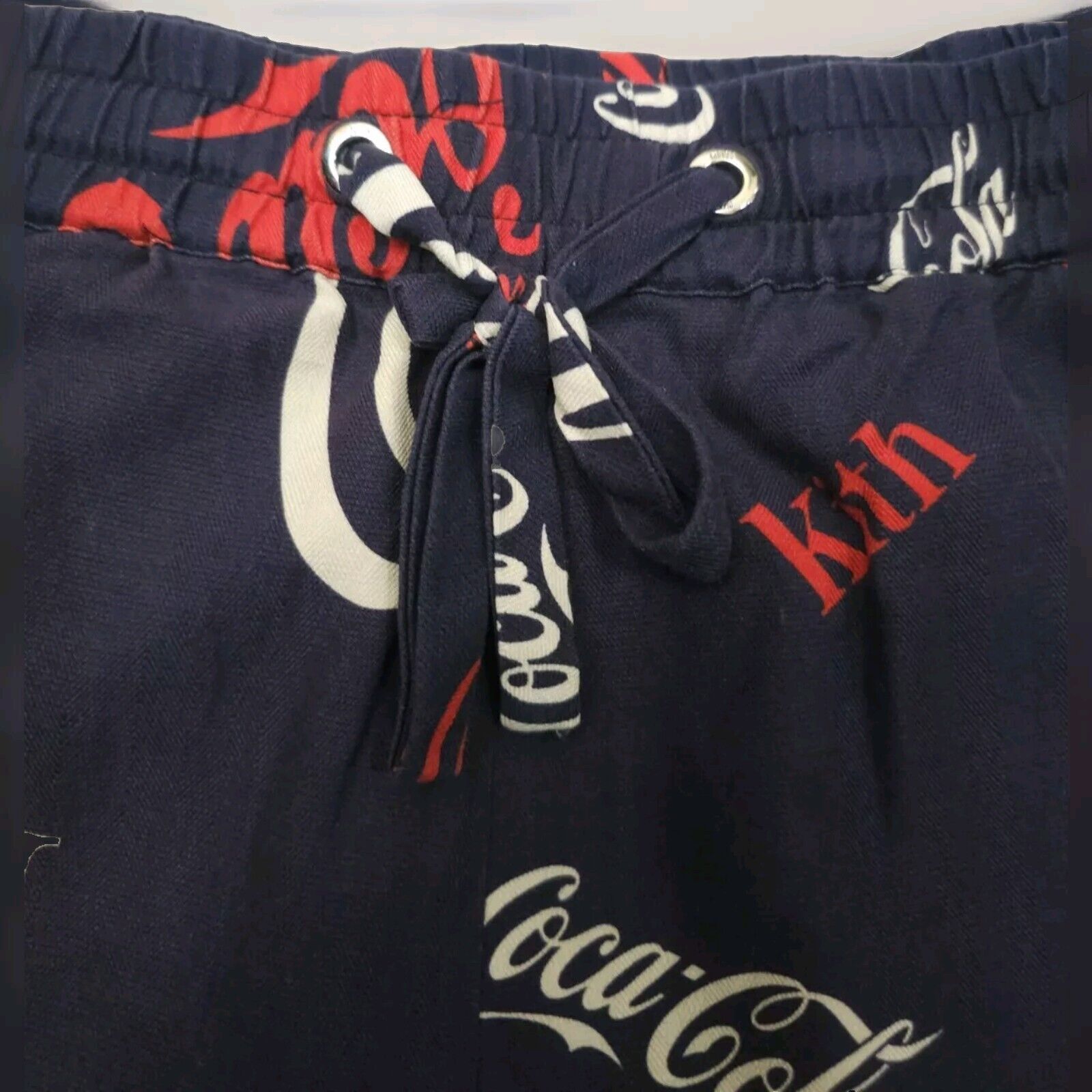 Kith kith Coca Cola Vintage Shorts Size Small Size US 27 - 4 Thumbnail