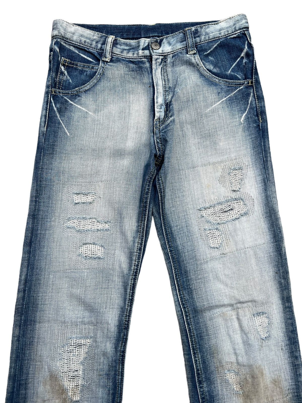 Japanese Brand RadCustom Limited Edition Skull Distressed Patch Jeans 28x31 Size 28" / US 6 / IT 42 - 4 Thumbnail