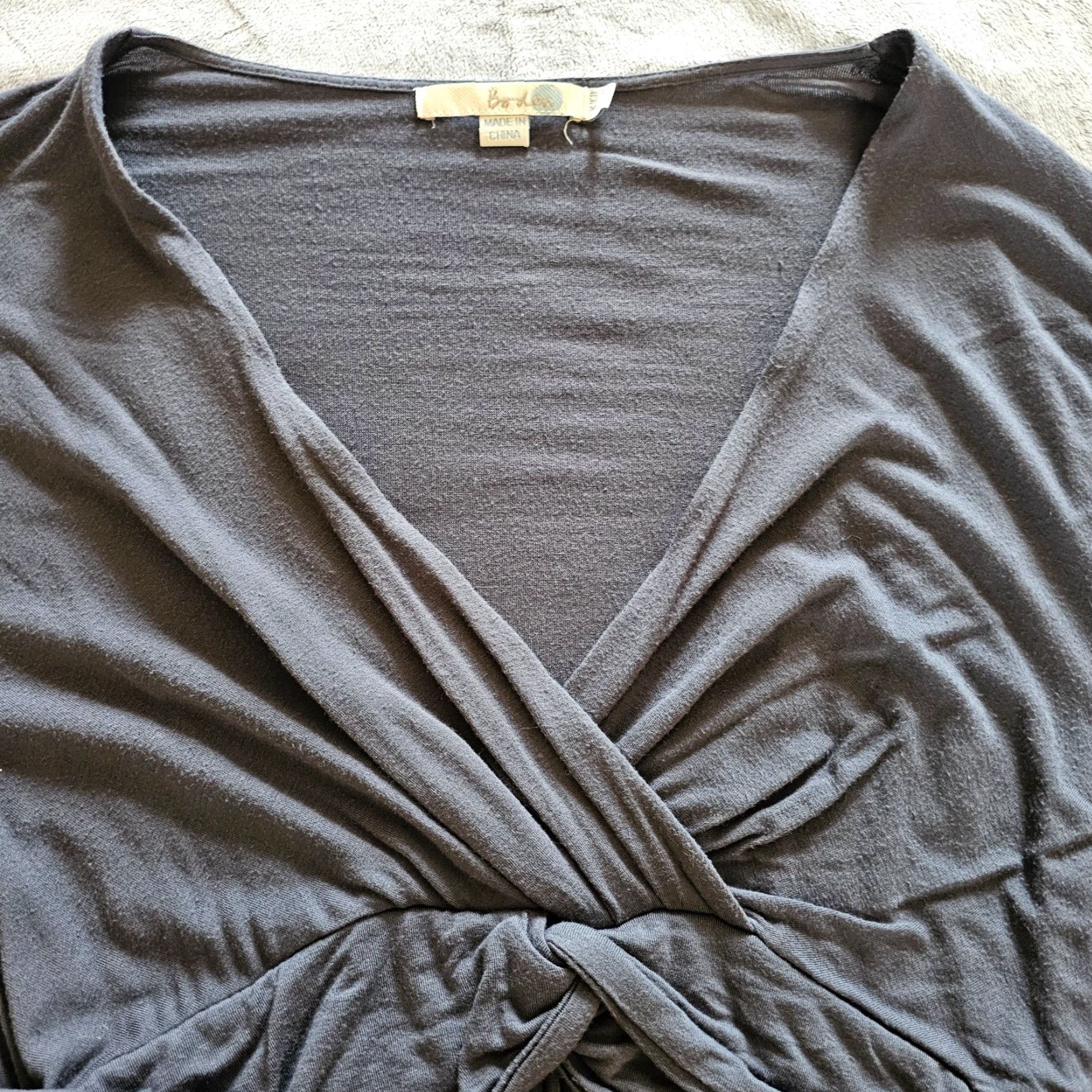 Boden Boden Top Shirt Womens 12 Gray Short Sleeve Deep V Peplum Casual Neutral Classic Shirt Women 12 Gray Short Sleeve Deep V Peplum Classic Size XL / US 12-14 / IT 48-50 - 2 Thumbnail