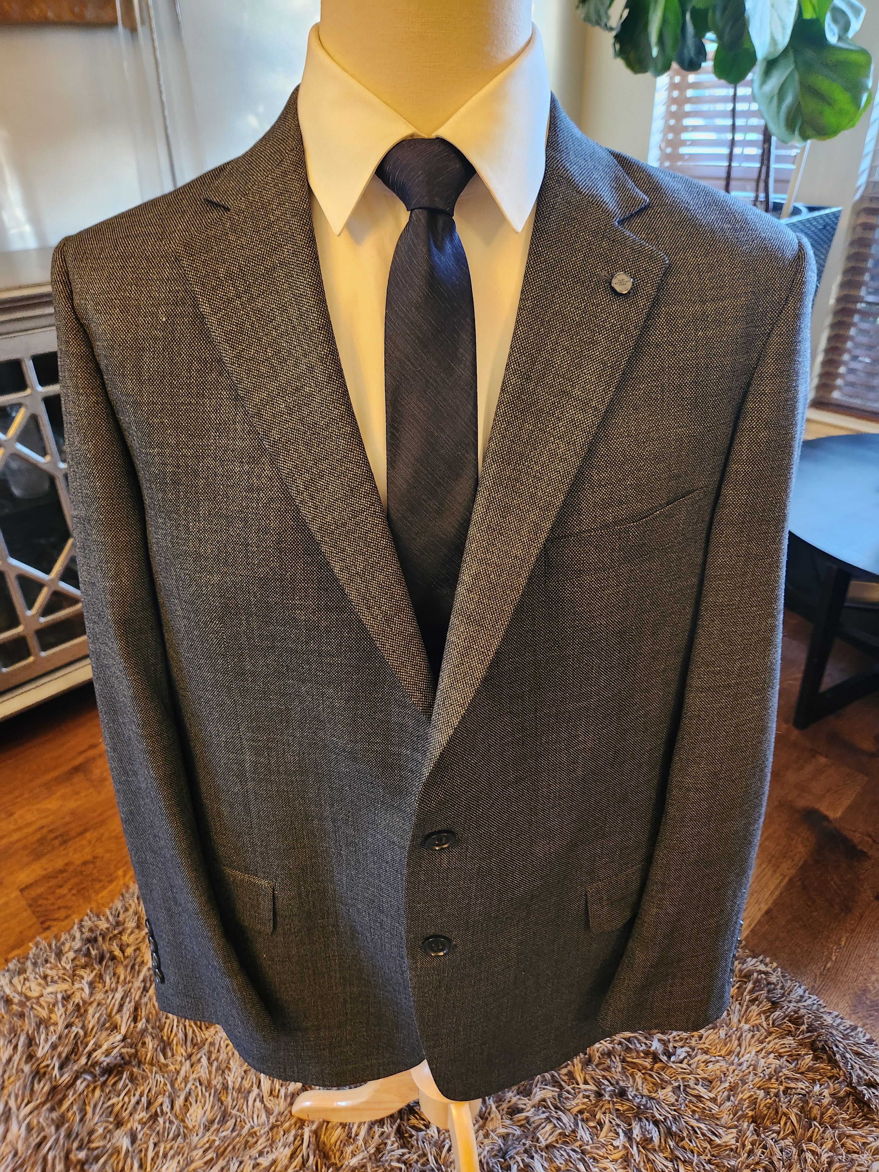 Hart Schaffner Marx New York Fit Men's 100% Wool Gray Suit Size 48R - 2 Thumbnail
