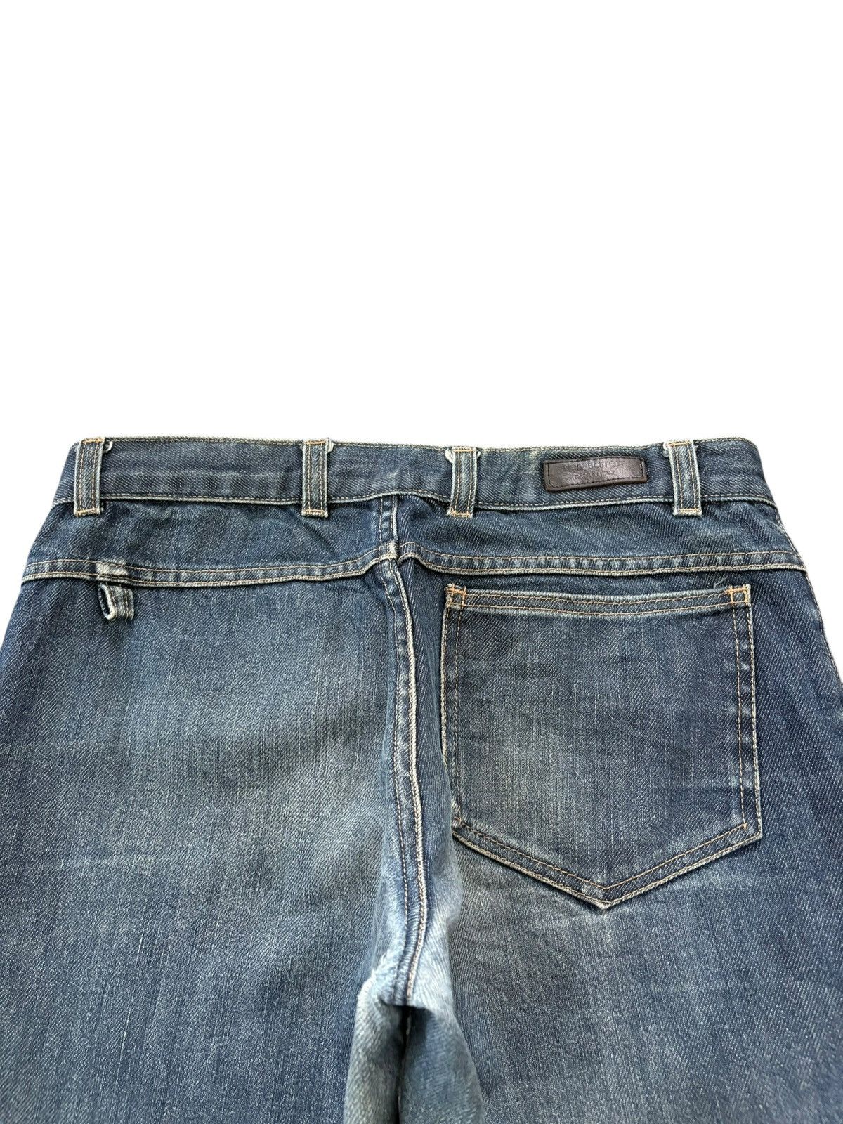 Neil Barrett Vintage Italy Neil Barrett Blue Wash Loose Jeans Size 30" / US 8 / IT 44 - 8 Thumbnail