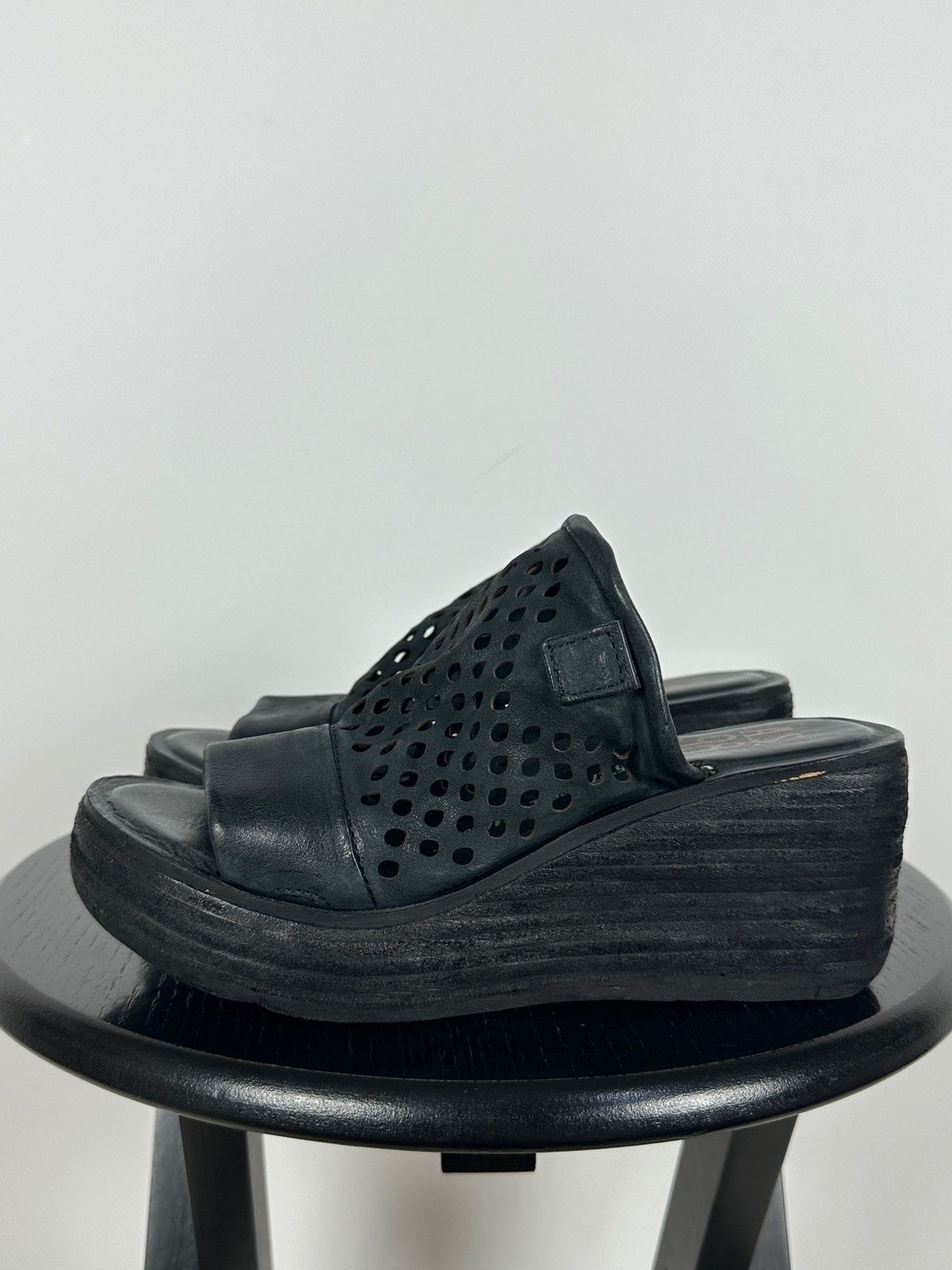 A.S.98 A.S.98 Black Perforated Leather Platform Slide Mules Sandals Size US 7 / IT 37 - 2 Thumbnail