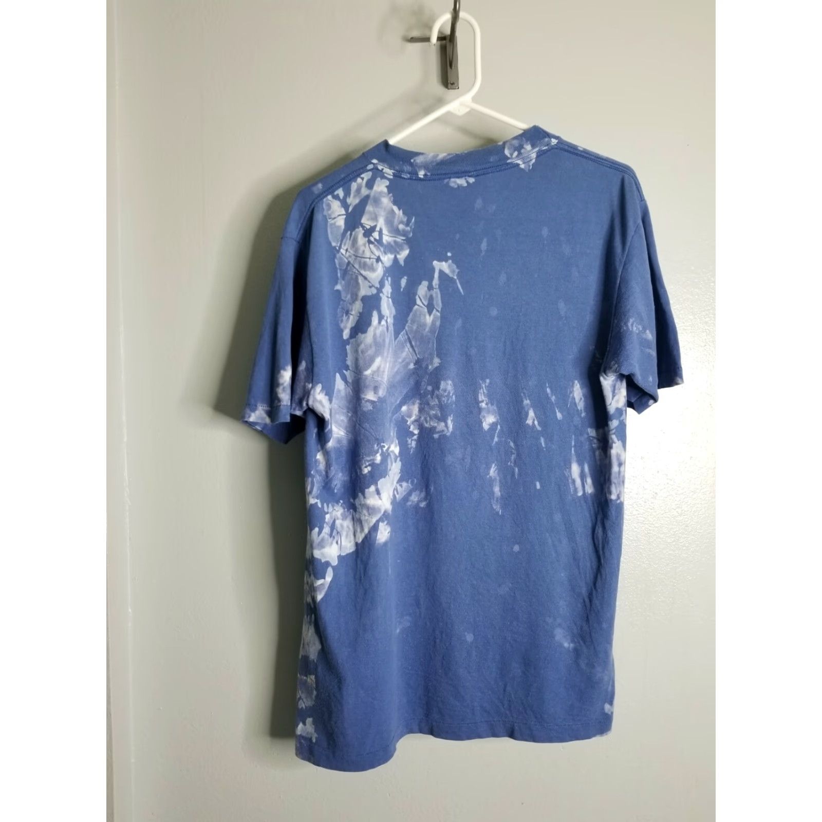 Vintage VINTAGE Unbranded L California Duck Family Single Stitch Distressed T-Shirt Men’s Blue 100% Cotton Graphic Tee 80s Beach Boyss Mens Size US L / EU 52-54 / 3 - 2 Thumbnail