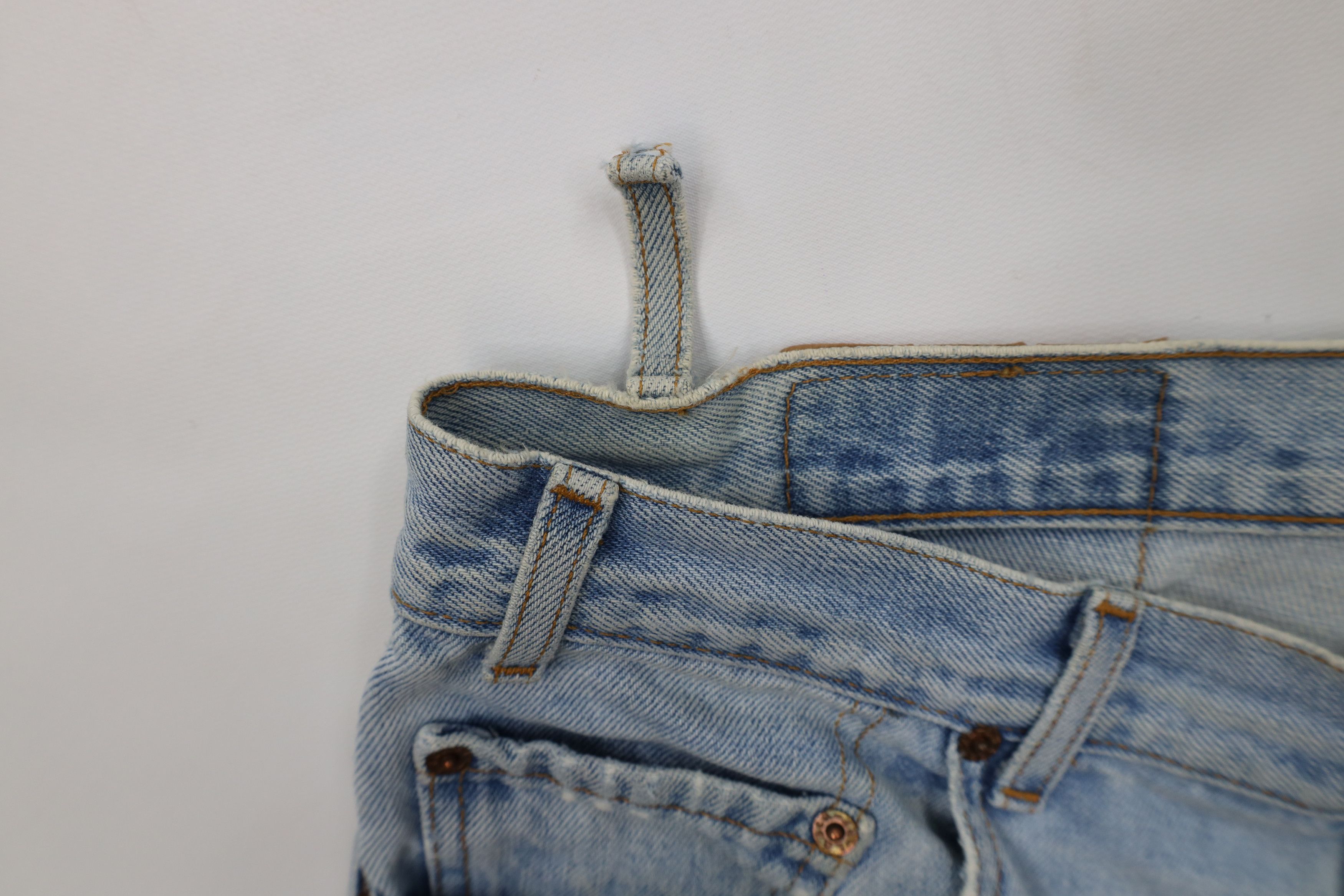 Levi's Vintage Y2K 2000 Levis 550 Relaxed Fit Denim Jeans Blue Size US 36 / EU 52 - 9 Thumbnail