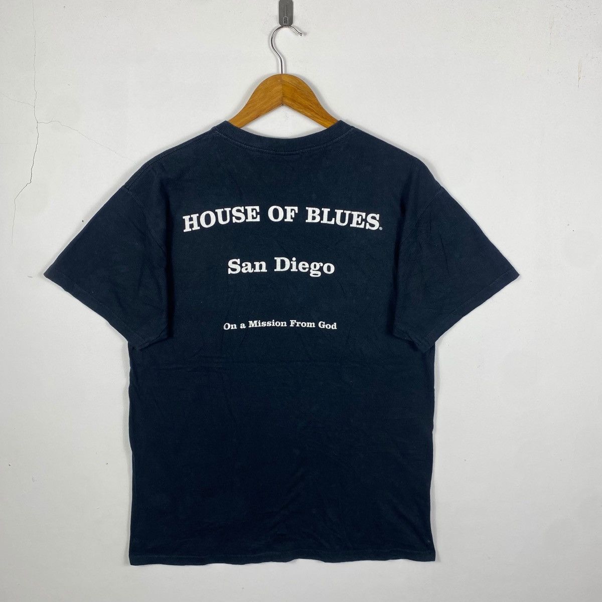 Band Tees Vintage 00s HOUSE Of BLUES San Diego On A Mission From God Size US M / EU 48-50 / 2 - 4 Thumbnail