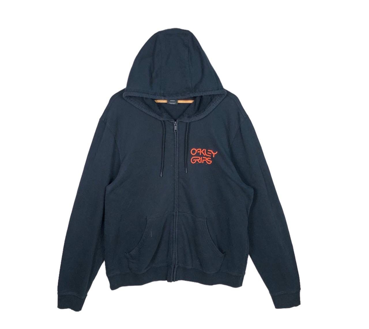 Oakley × Vintage 2000s Oakley Grips Spellout Hoodie Sweatshirt Size US XL / EU 56 / 4 - 1 Thumbnail