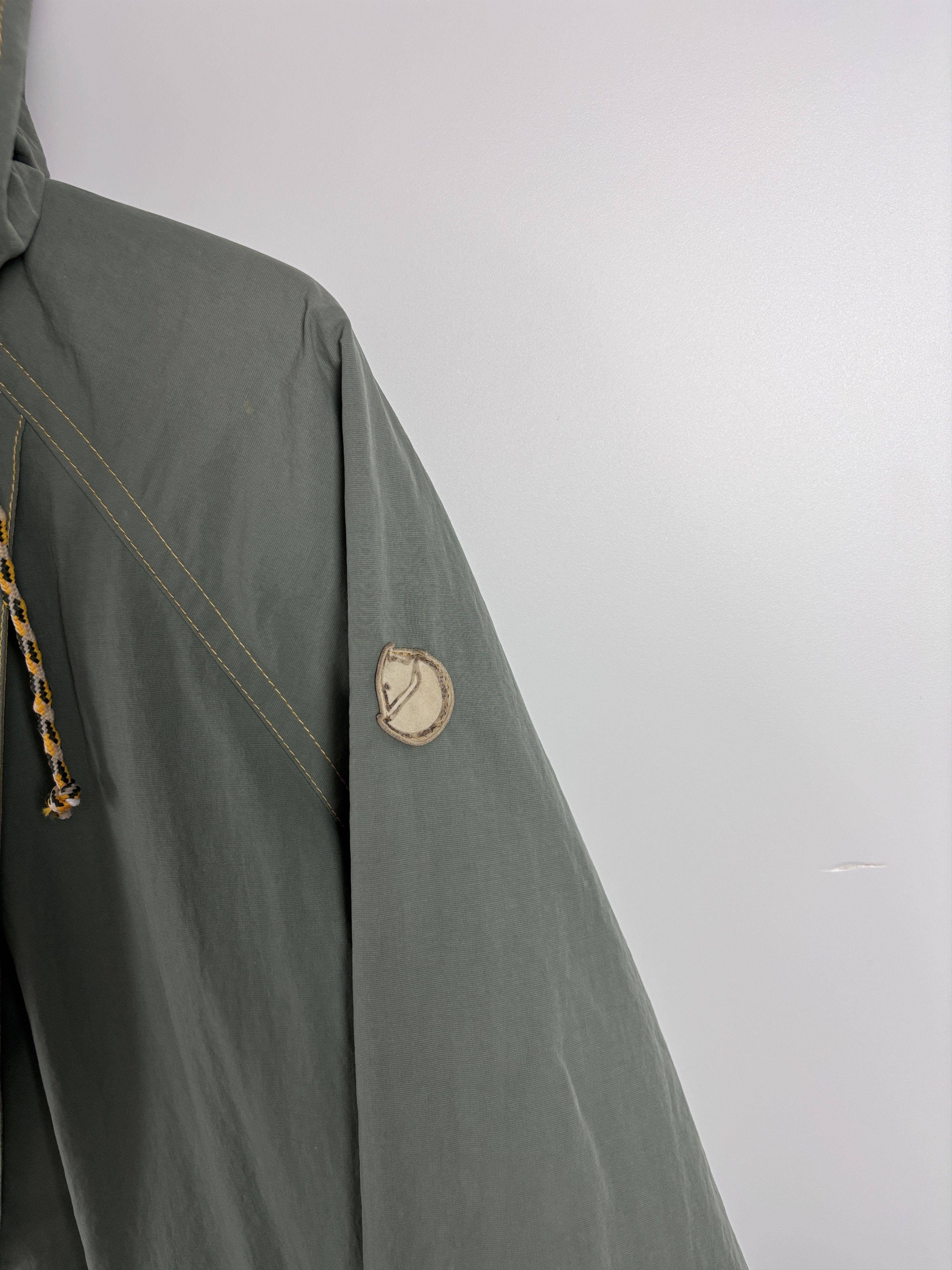 Fjallraven × Vintage Vintage 80s Fjallraven Zip Hooded Jacket Khaki Yellow Size L Size US L / EU 52-54 / 3 - 4 Thumbnail