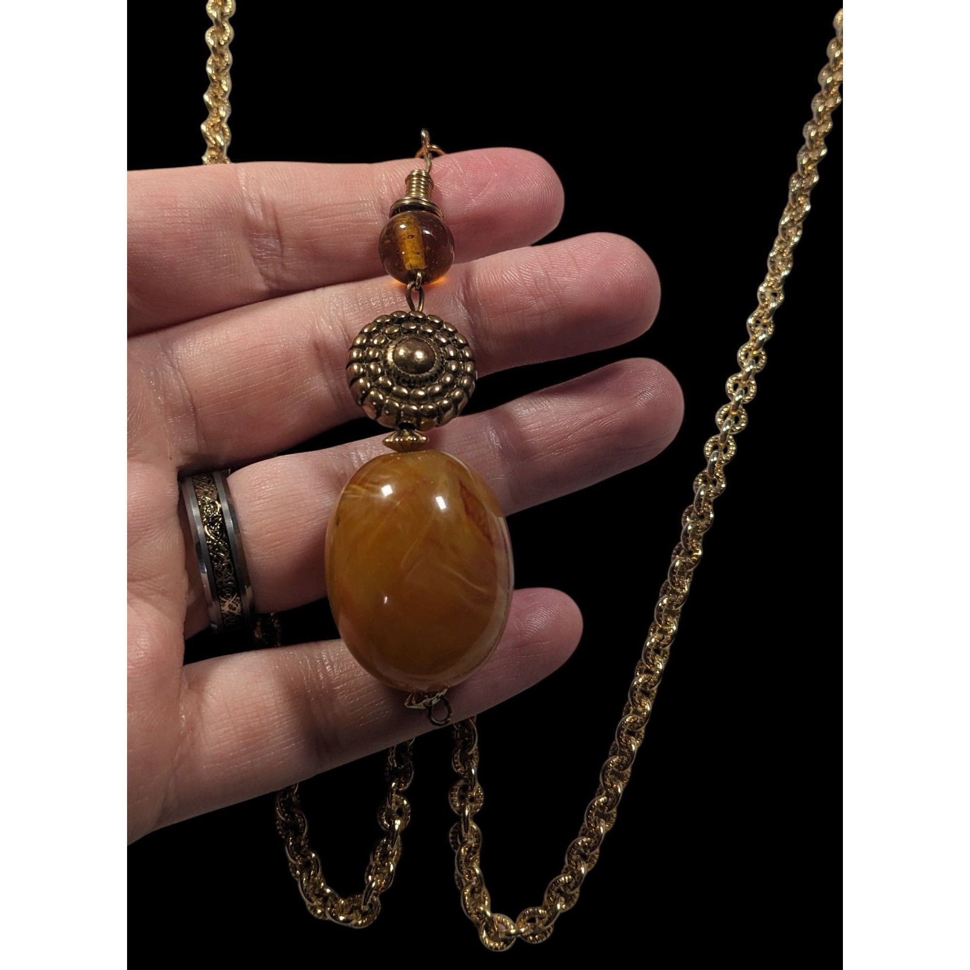 Other Retro Gold Tone And Honey Pendant Necklace Size ONE SIZE - 6 Thumbnail
