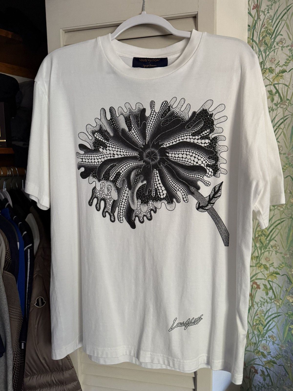 Louis Vuitton × Yayoi Kusama Louis Vuitton x Yayoi Kusama Psychedelic Flower Shirt Size US L / EU 52-54 / 3 - 1 Thumbnail