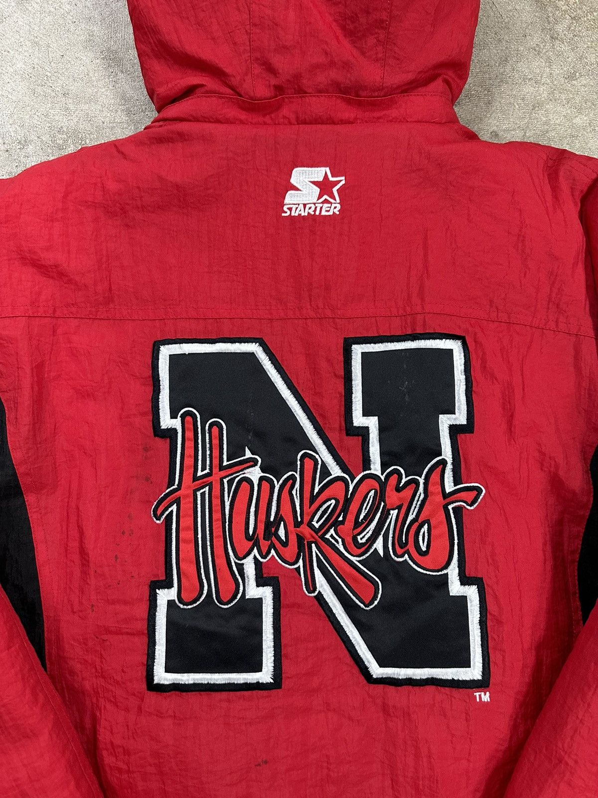 Starter Vintage 90s Starter Nebraska Cornhuskers Puffer Jacket Size US XL / EU 56 / 4 - 14 Thumbnail