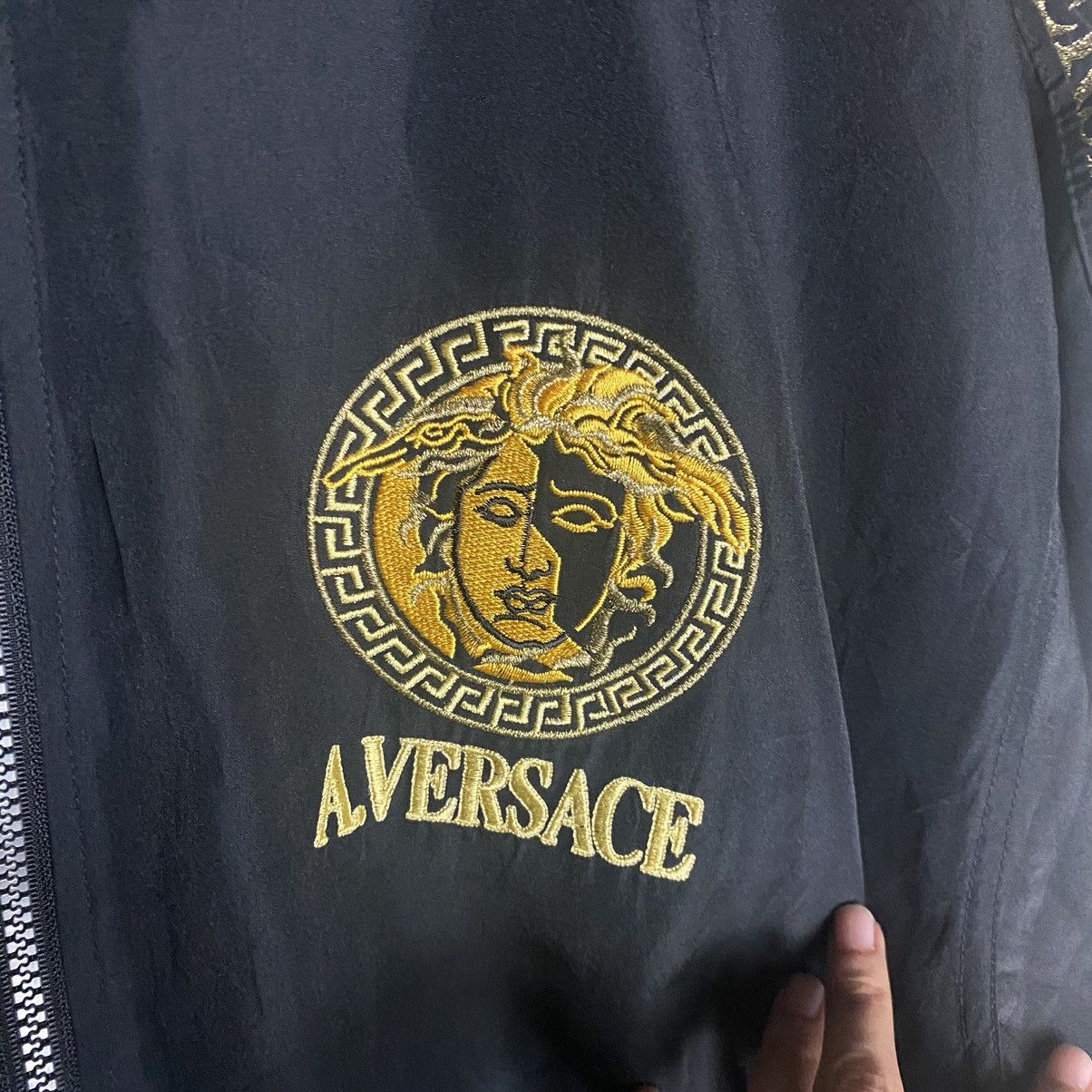 Vintage Vintage A.V. VERSACE Hoodie big logo MADUSA nice designer Size US L / EU 52-54 / 3 - 8 Thumbnail