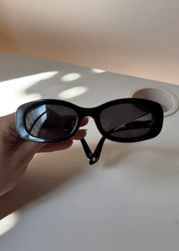 Chanel Chanel Sunglasses CC Rhinestone Logo 4017 Rimless Vintage Size ONE SIZE - 2 Thumbnail