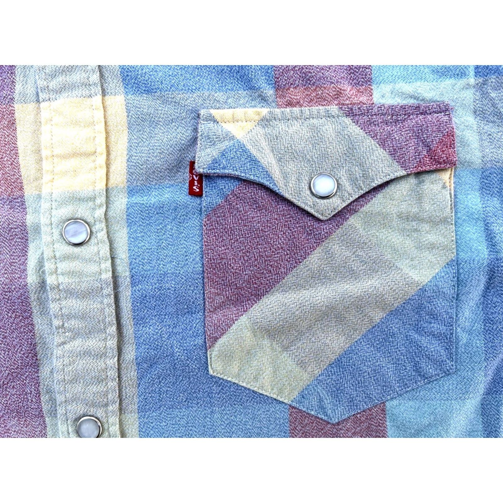 Levi's Levi's Shirt Men’s Short Sleeve Pearl Snap Western Plaid Sz L Multicolor Cotton Button-Up Pocket Western - Mens Size US L / EU 52-54 / 3 - 6 Thumbnail