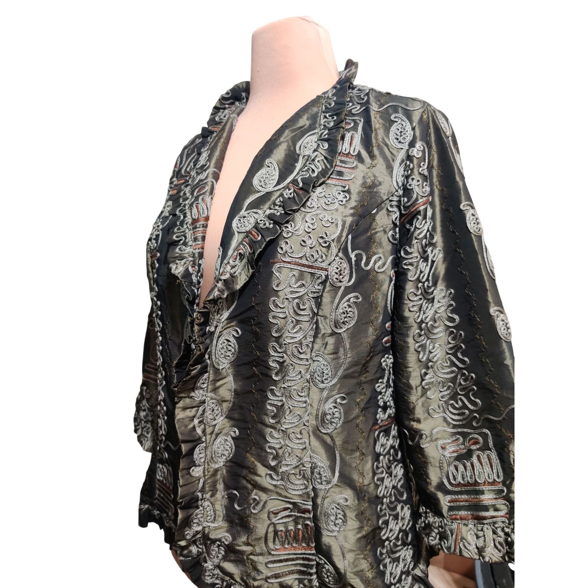 Agora Vintage Agora L Olive Embroidered Ruffle Open Front Statemen Size L / US 10 / IT 46 - 12 Thumbnail