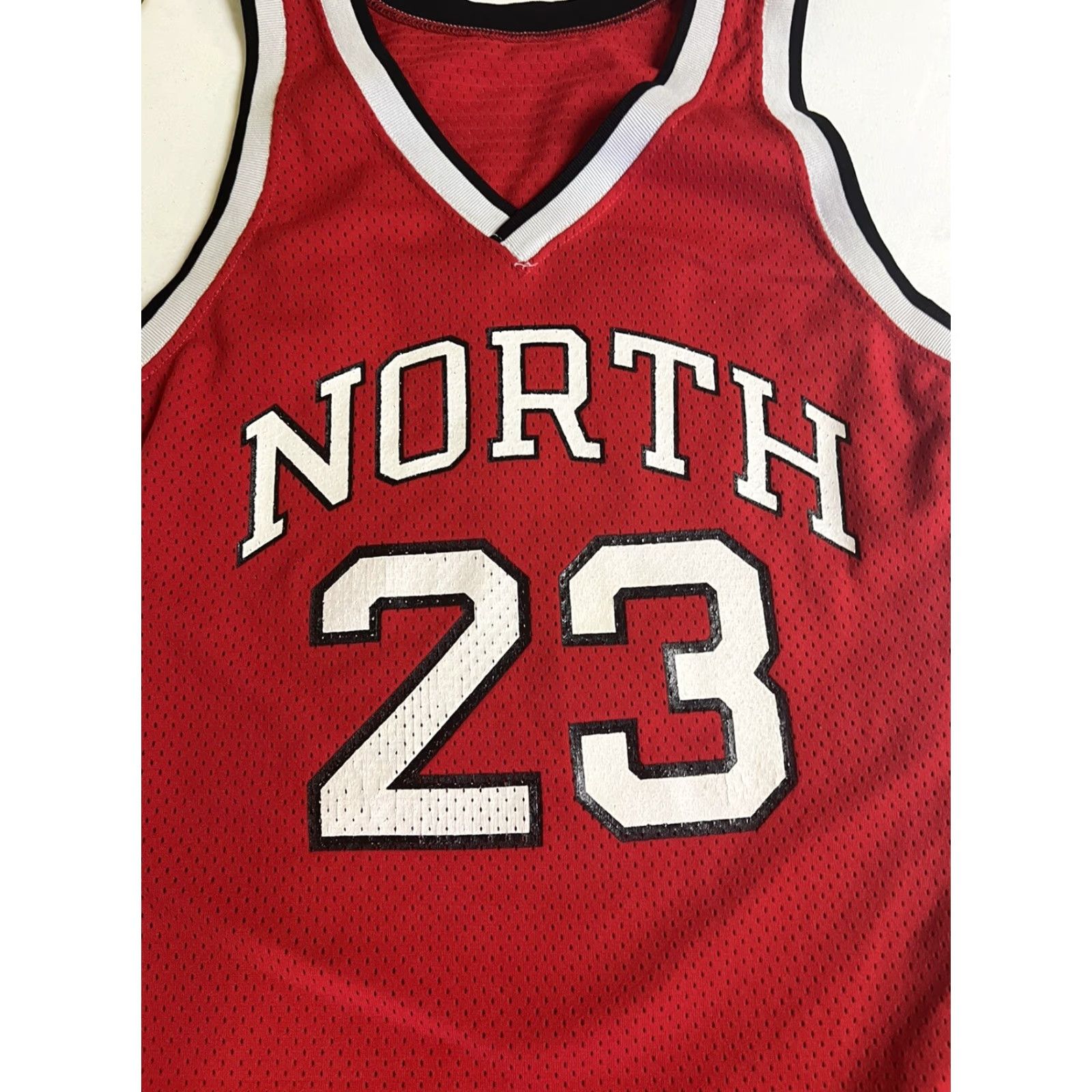 Champion VINTAGE Champion USA Made Red Basketball Jersey #23 College High School L Mens Tank Sleeveless Jersey Basketball Boys Girls Size US L / EU 52-54 / 3 - 4 Thumbnail
