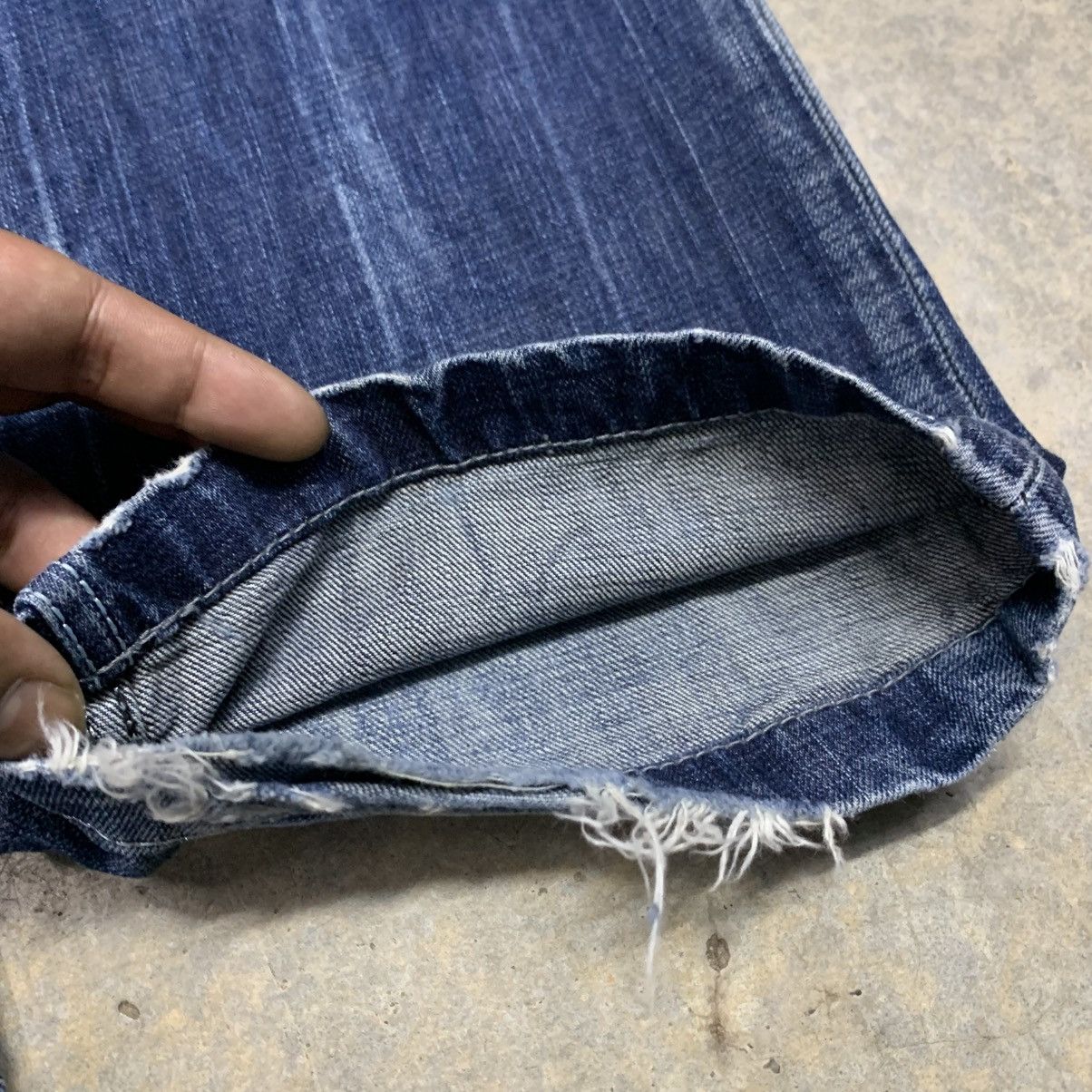 If Six Was Nine Lolita Jean by Concept Club Clawmark Distressed Denim Size US 34 / EU 50 - 7 Thumbnail