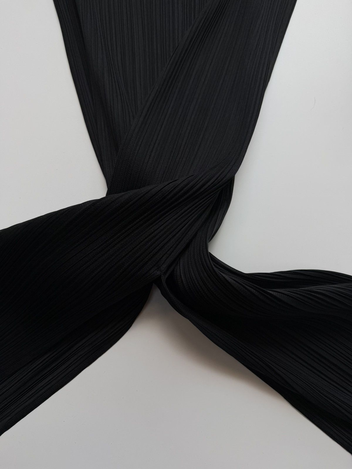 Pleats Please Issey Miyake Pleats Please AW2000 Side Split Sleeveless Top Size M / US 6-8 / IT 42-44 - 5 Thumbnail